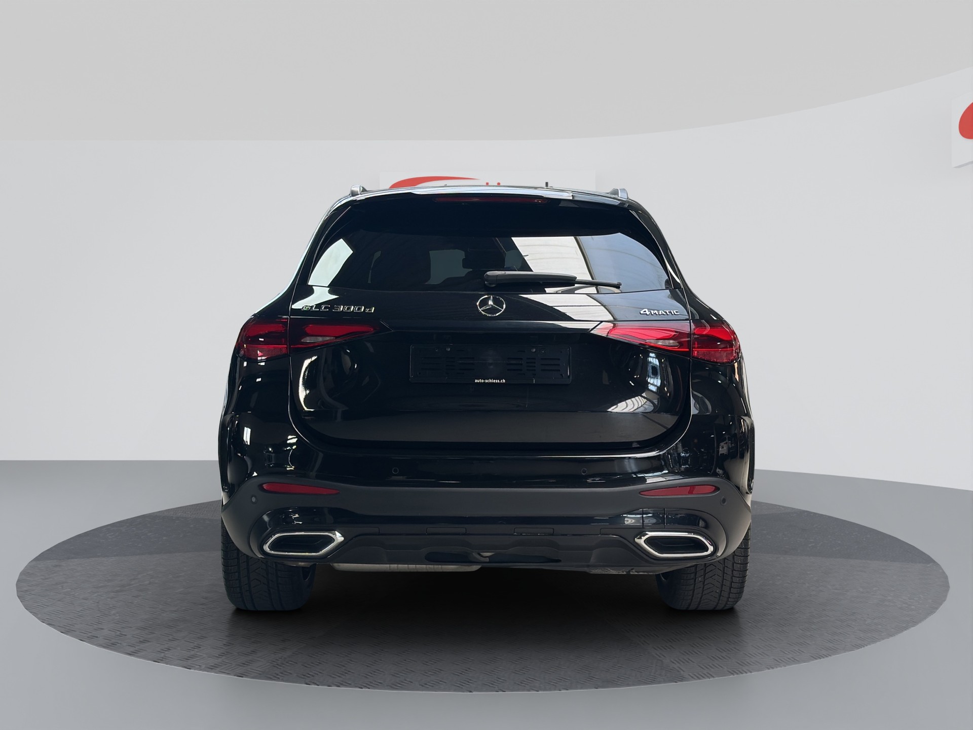 MERCEDES-BENZ GLC 300 d 4Matic AMG Night 9G-Tronic-image-3