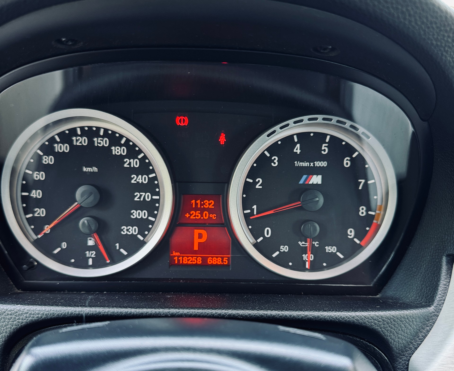 BMW M3-image-11