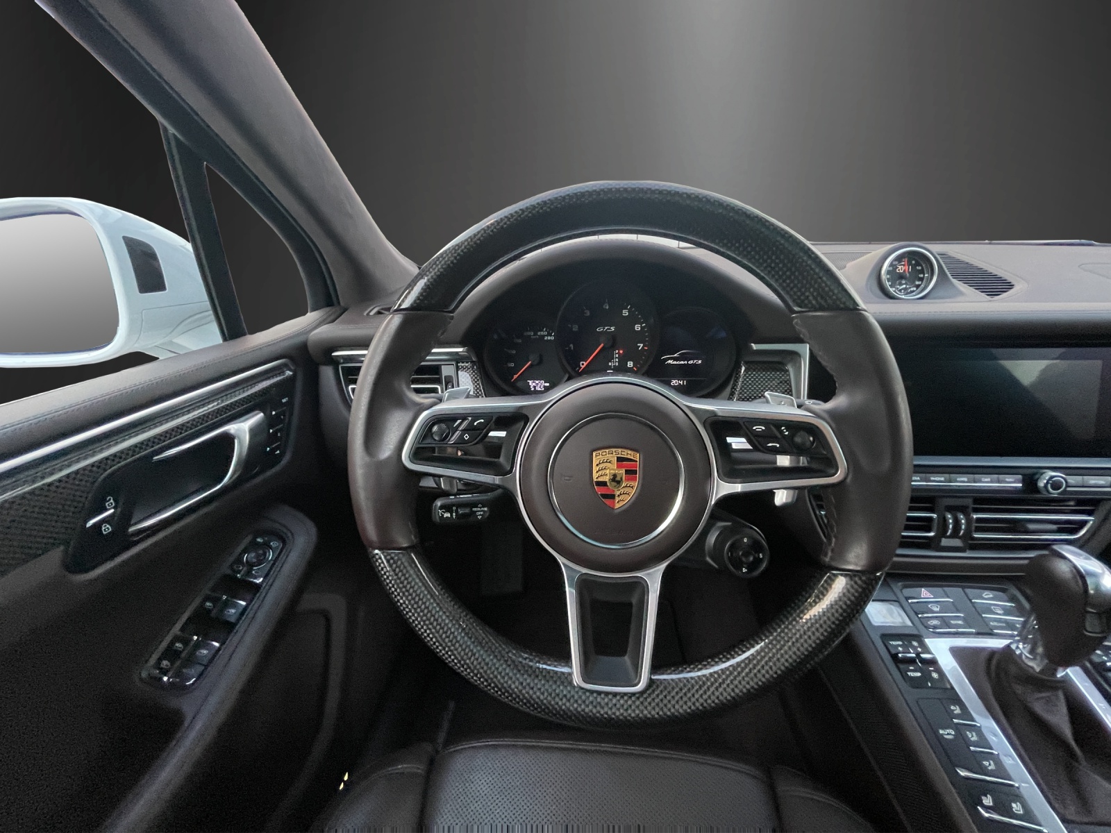 PORSCHE Macan GTS PDK-image-12