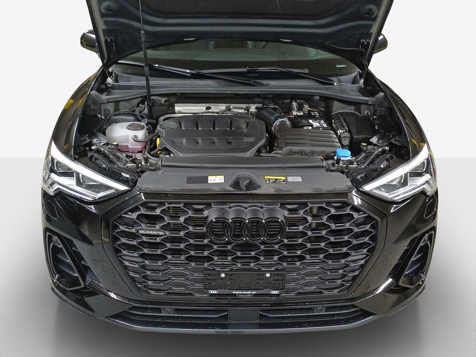 AUDI Q3 Sportback 40 TFSI S line quattro S-tronic-image-14