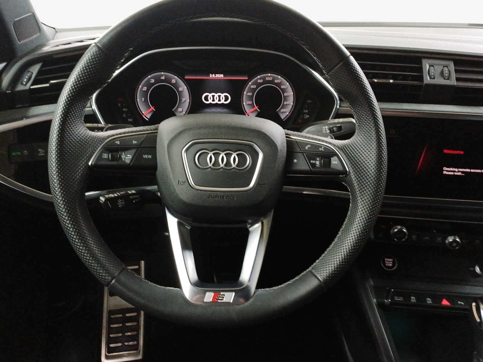 AUDI Q3 Sportback 40 TFSI S line quattro S-tronic-image-9