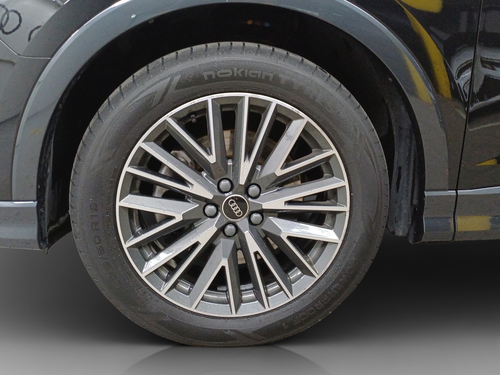 AUDI Q3 Sportback 40 TFSI S line quattro S-tronic-image-15