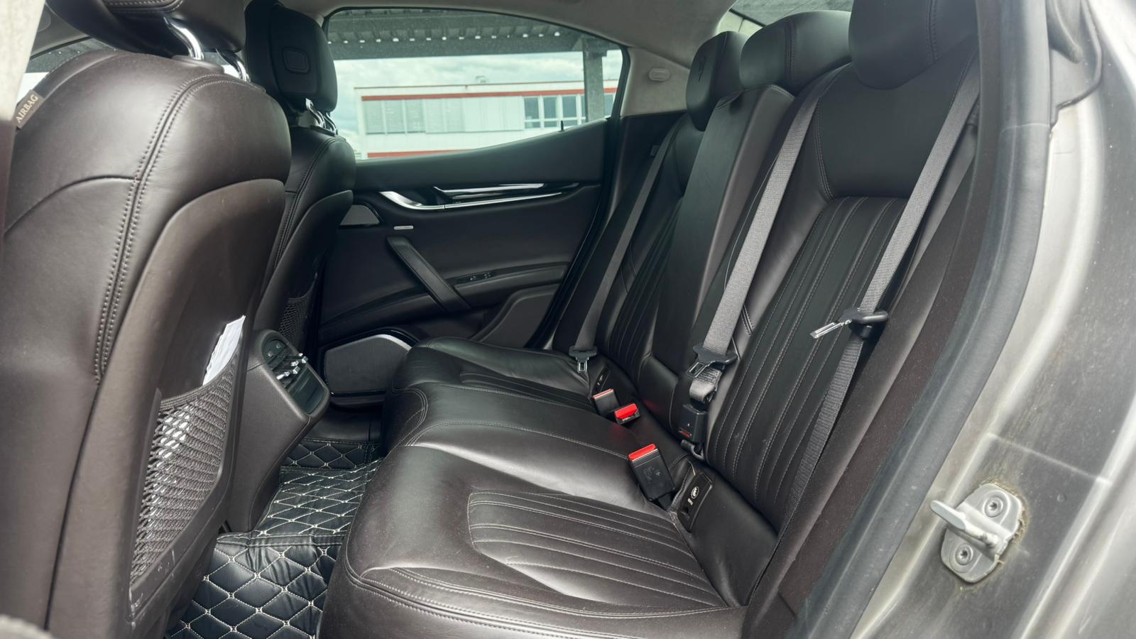MASERATI Ghibli S Q4 3.0 V6 Automatica-image-9