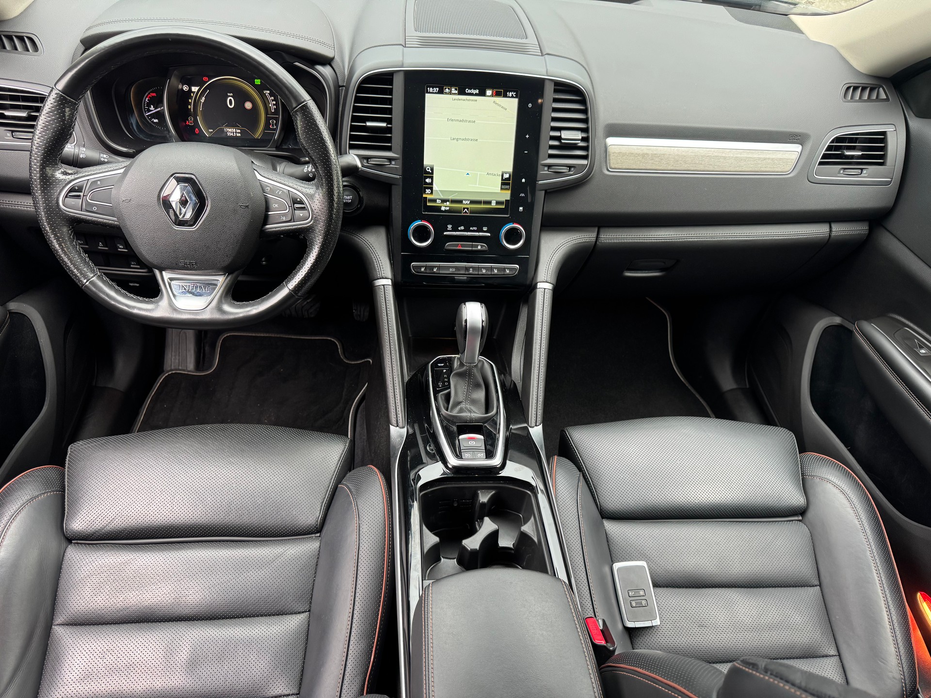 RENAULT Koleos 2.0 dCi Initiale Paris 4WD Xtronic CVT-image-14