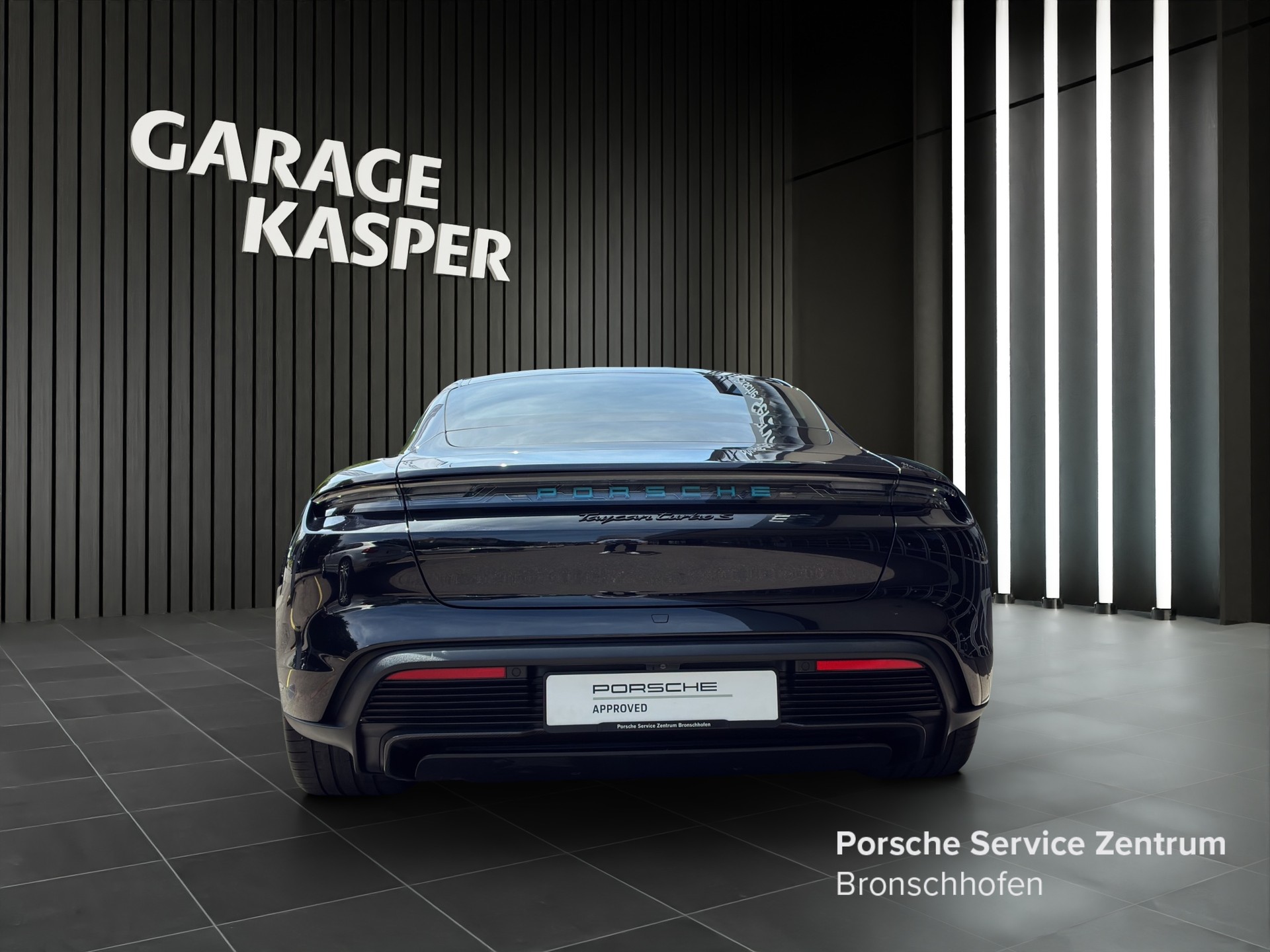 PORSCHE Taycan Turbo S-image-3
