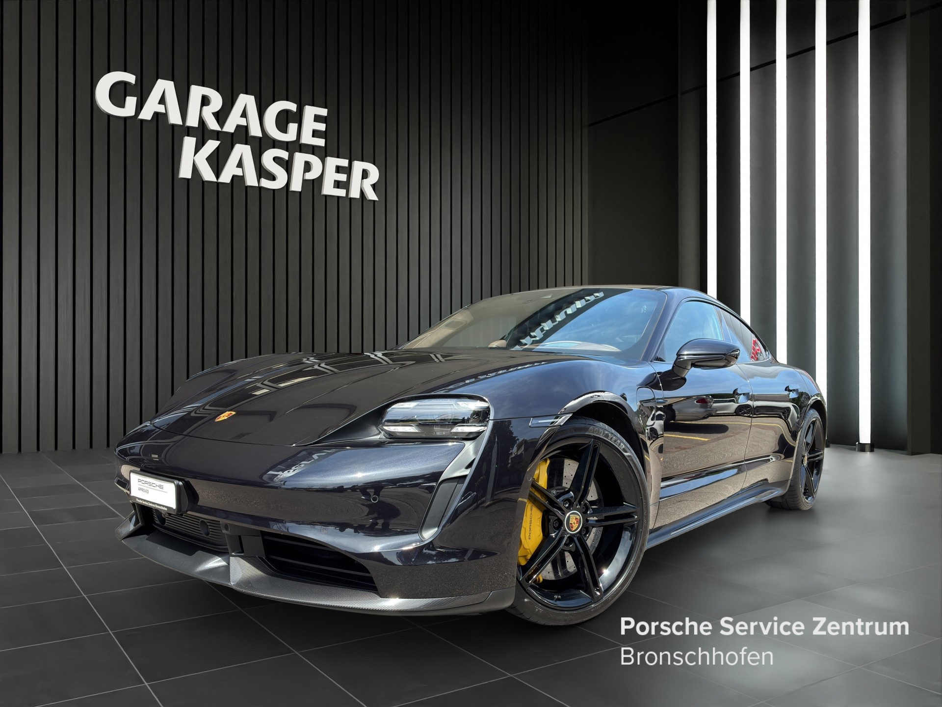 PORSCHE Taycan Turbo S-image-0