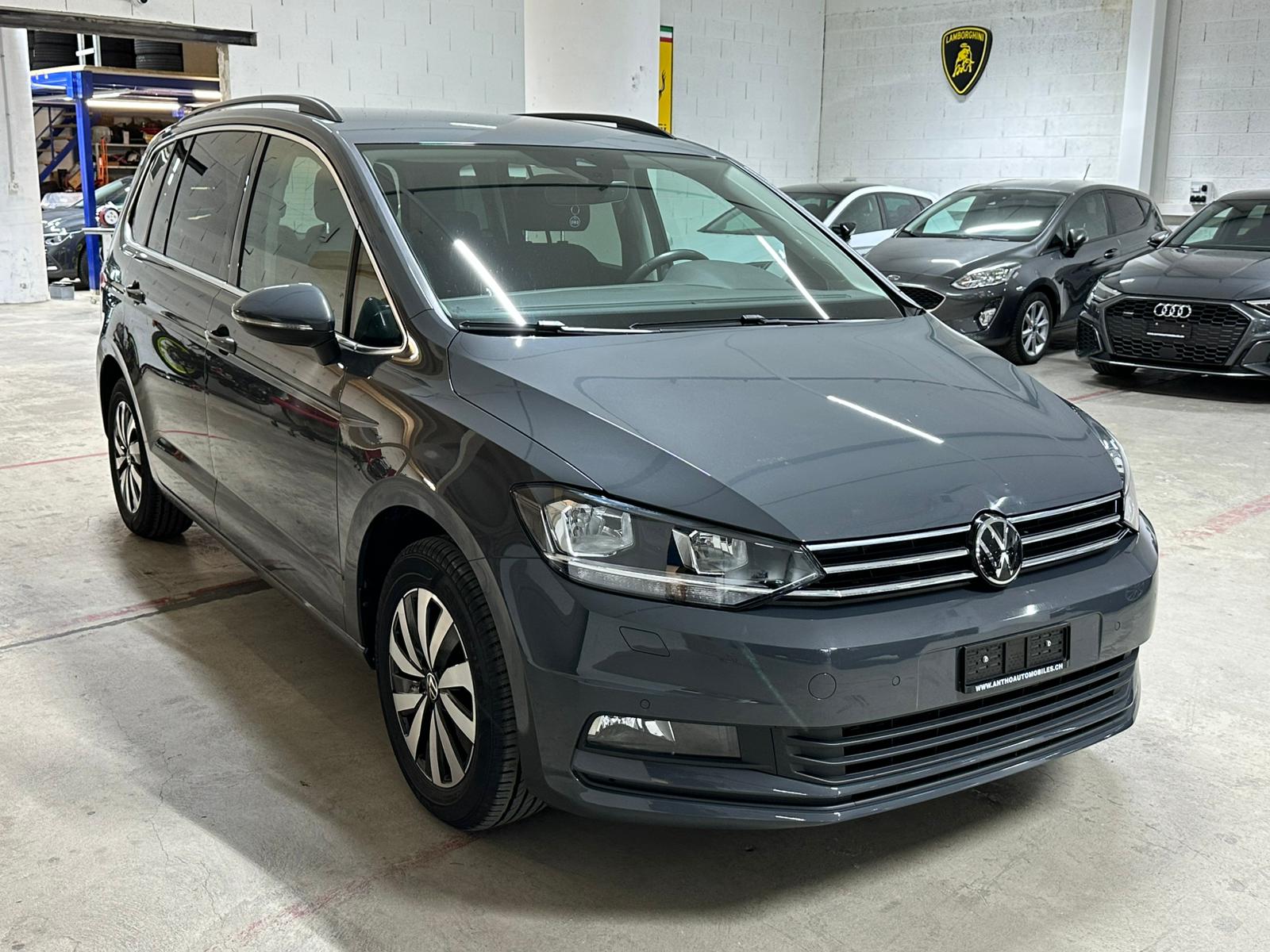 VW Touran 2.0 TDI BlueMotion Technology Comfortline DSG-image-2
