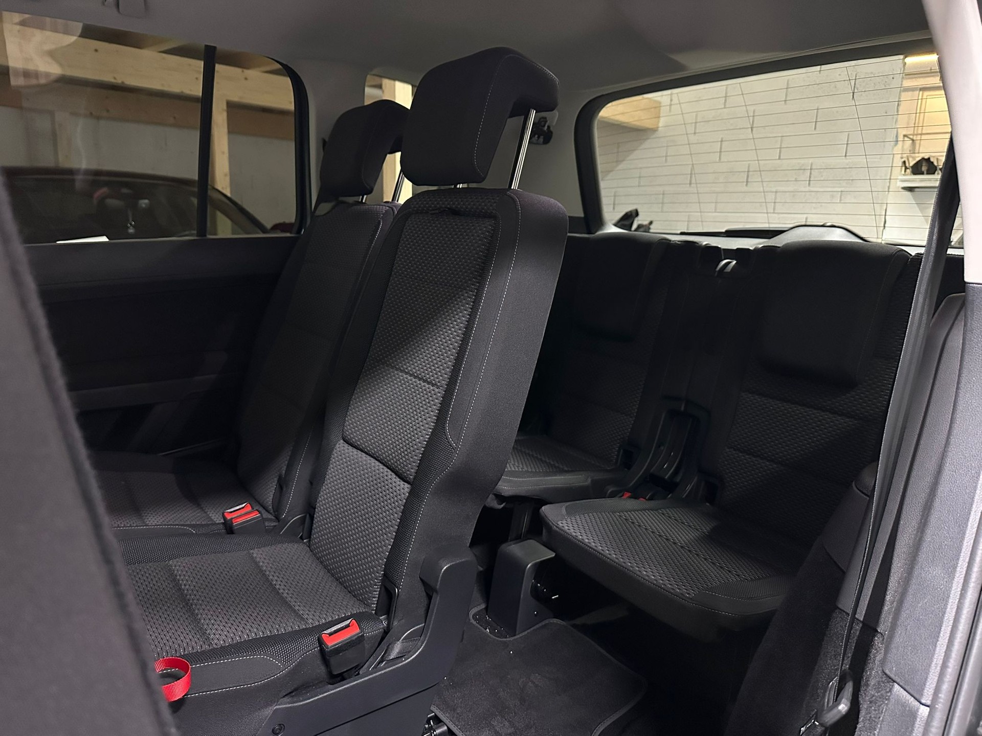 VW Touran 2.0 TDI BlueMotion Technology Comfortline DSG 7P-image-15