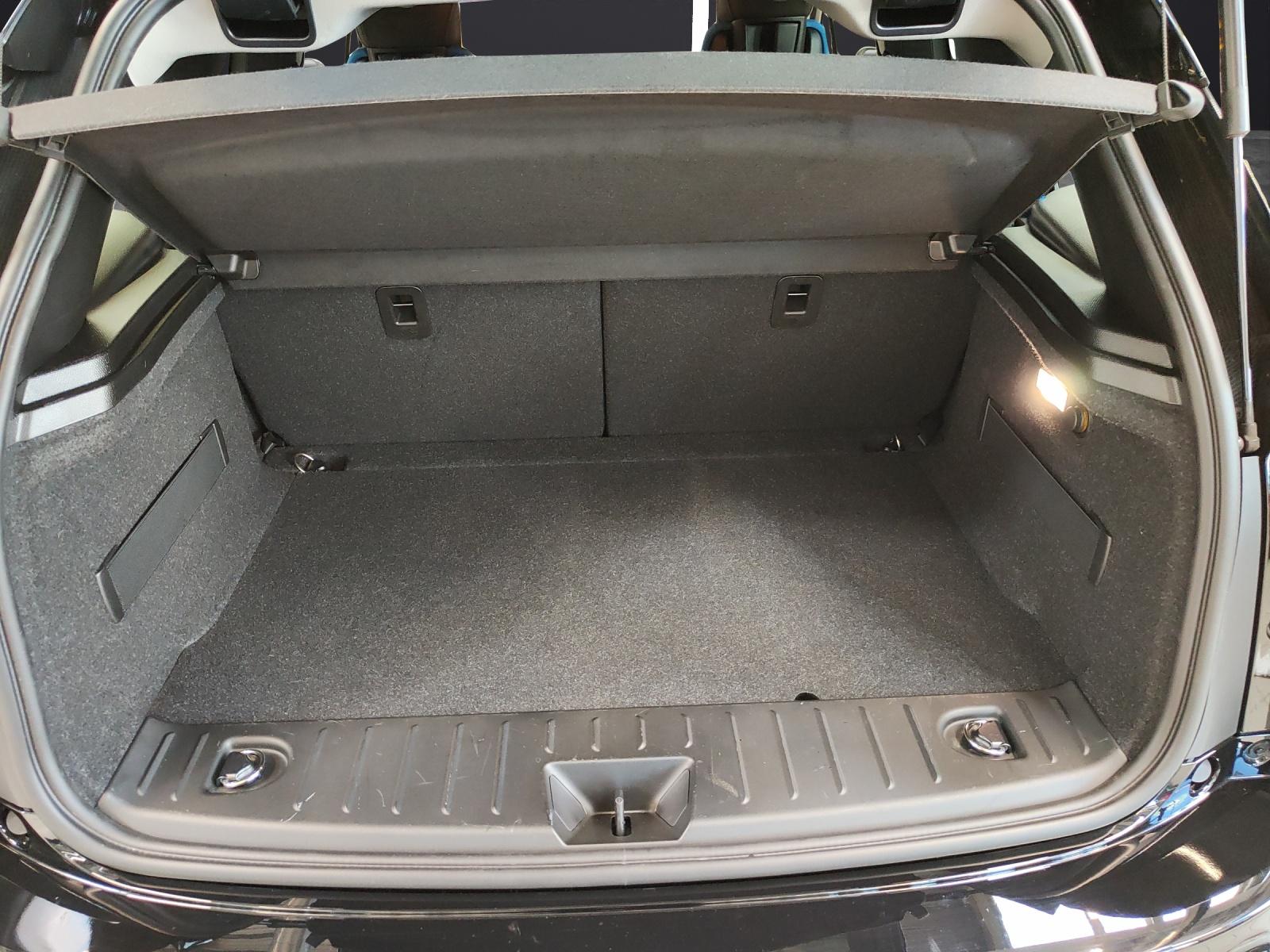 BMW i3 S 120 Ah Attraktiven Leasingzinssatz ab 0.9 % bei Abschluss einer BMW Fahrzeugversicherung.-image-16