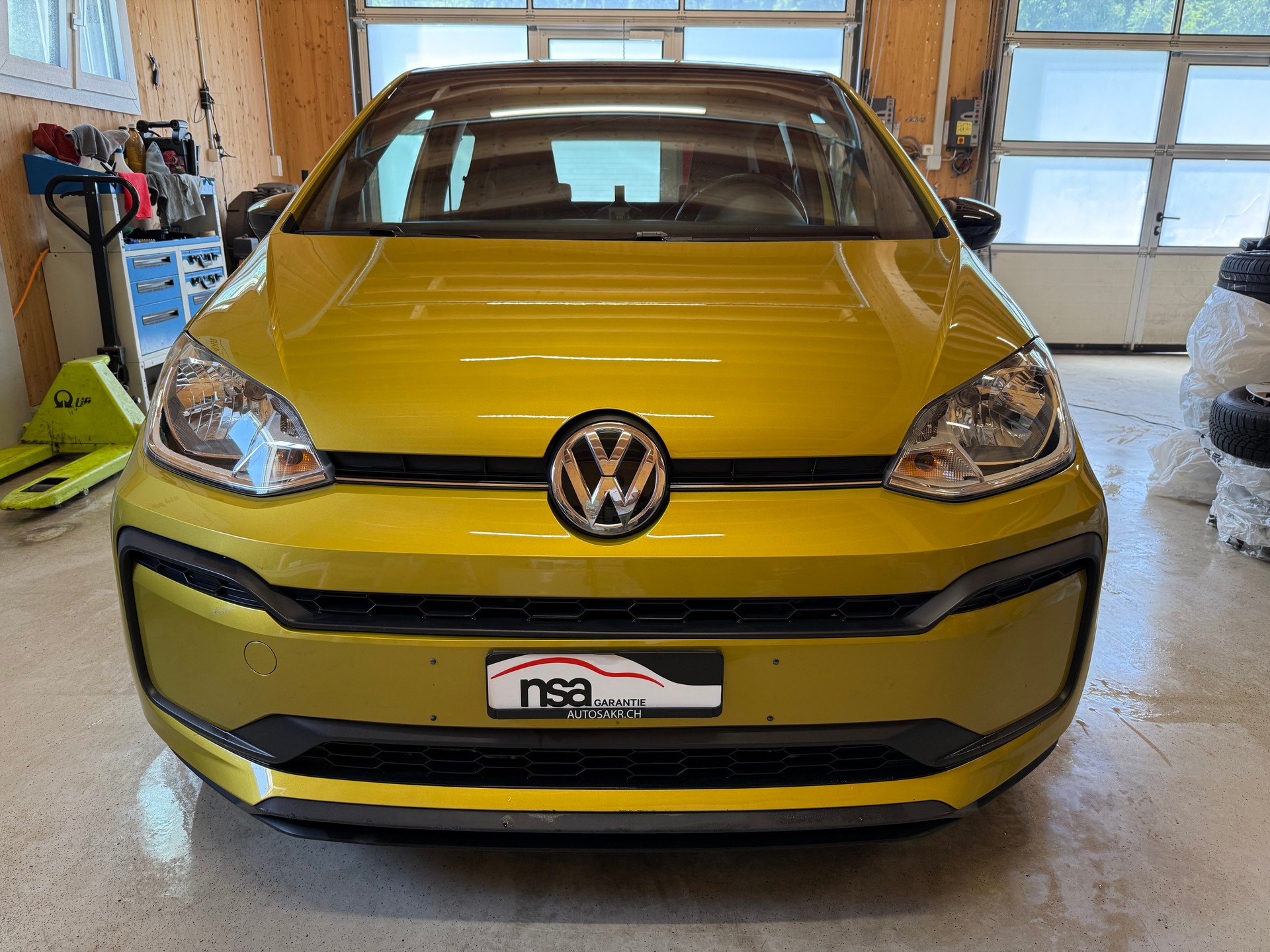 VW Up 1.0 TSI BMT move up-image-1