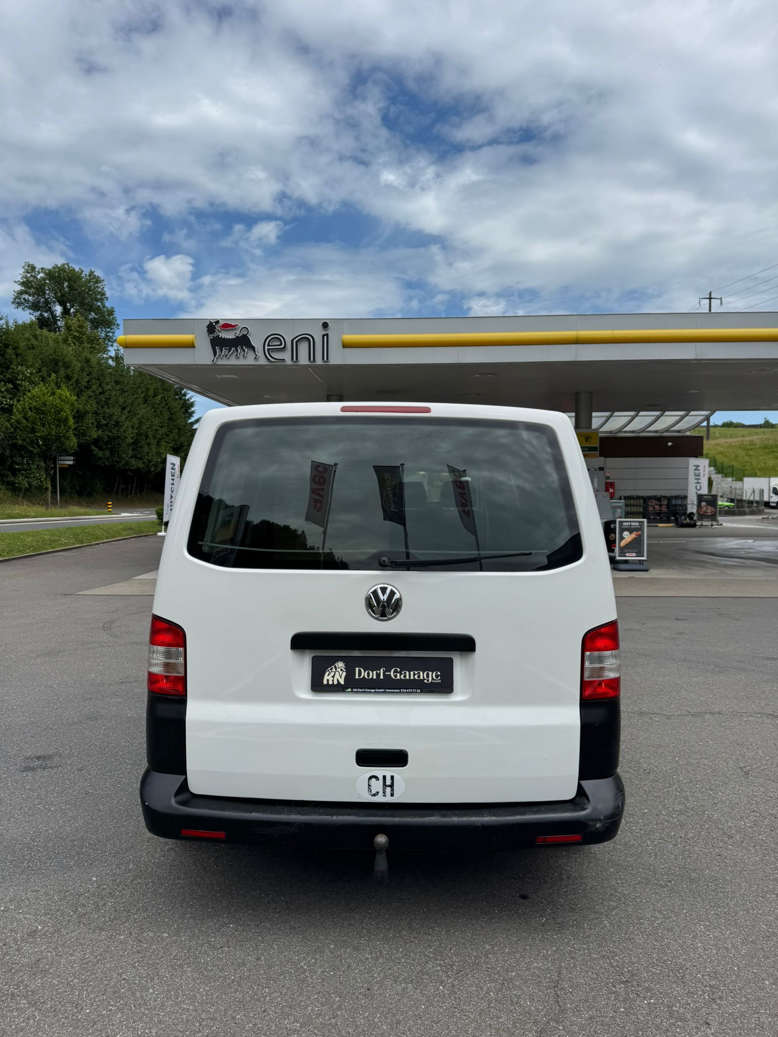 VW T5 2.0 TDI Camper-image-5