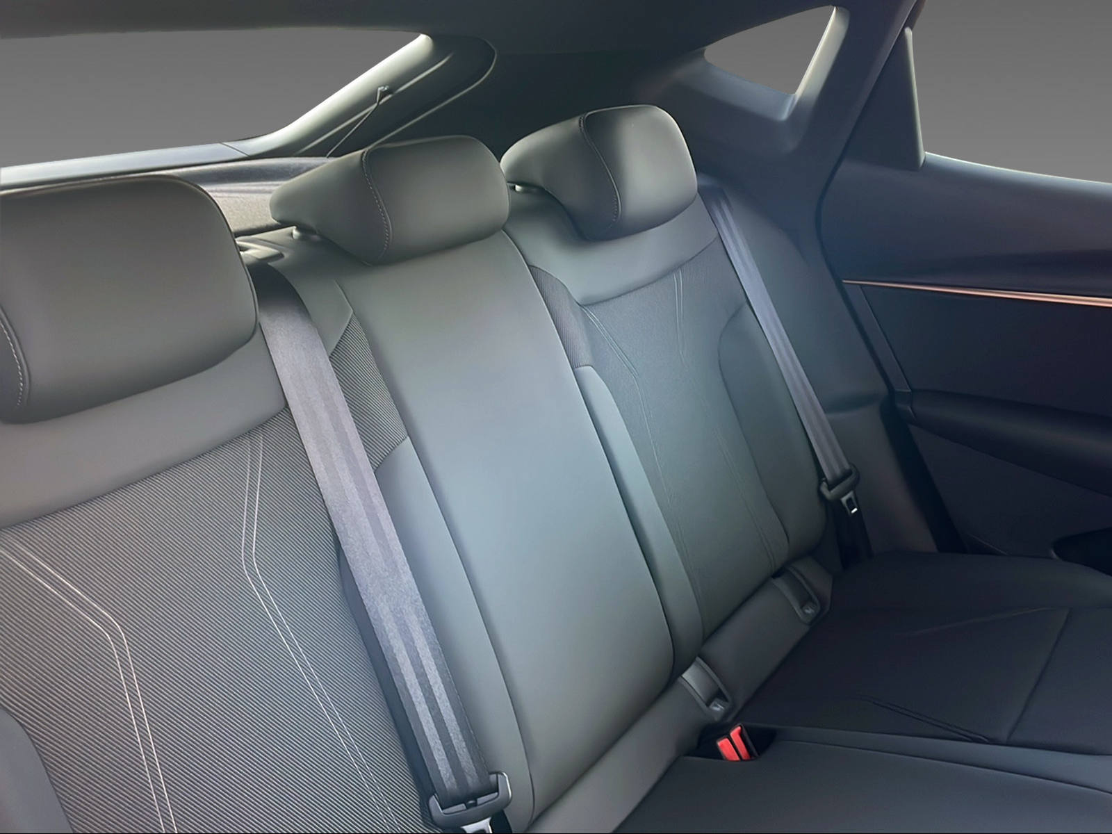 CUPRA Tavascan Edge 4D 77 kWh-image-7