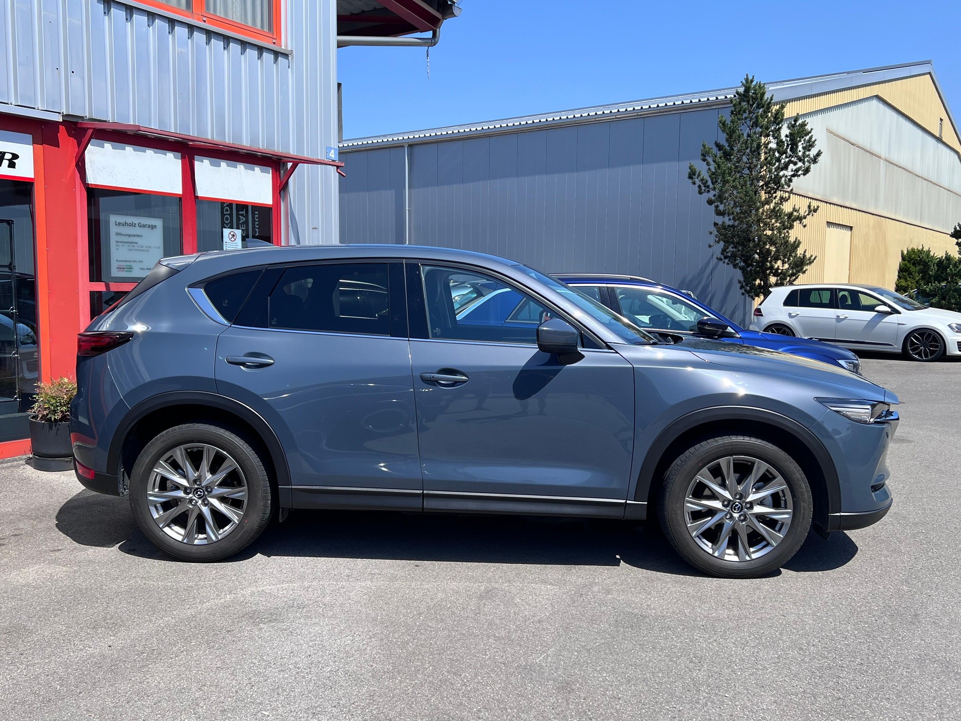MAZDA CX-5 2.2 D 184 Revolution AWD-image-6