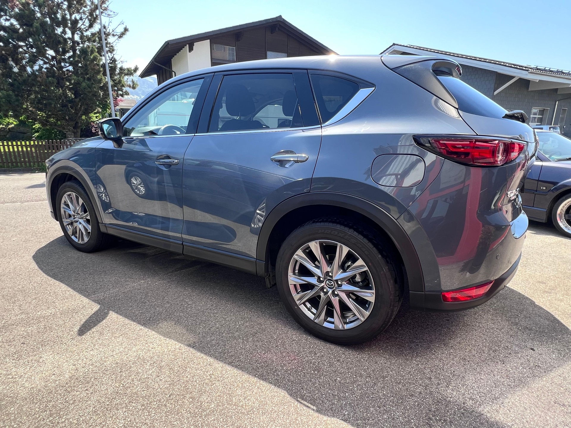 MAZDA CX-5 2.2 D 184 Revolution AWD-image-3