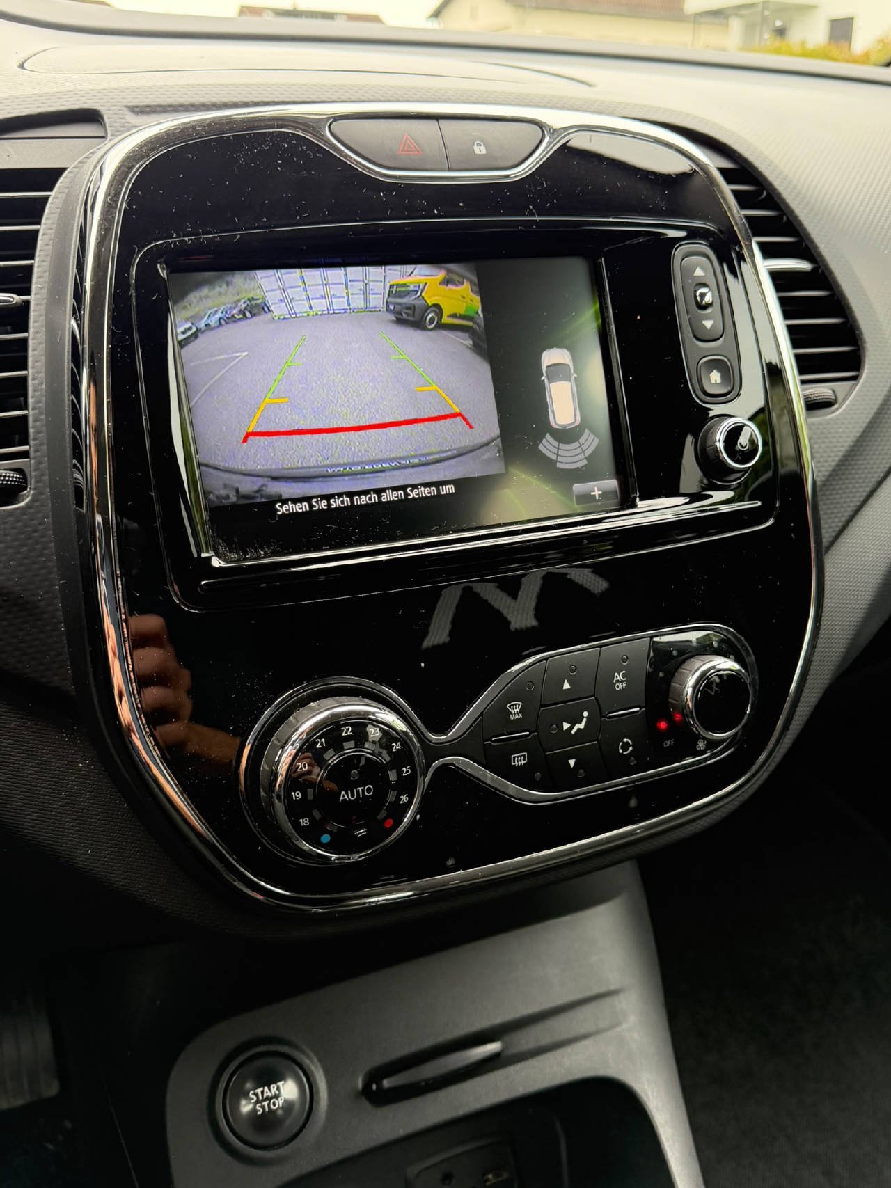 RENAULT Captur 1.2 TCe Dynamique EDC-image-10