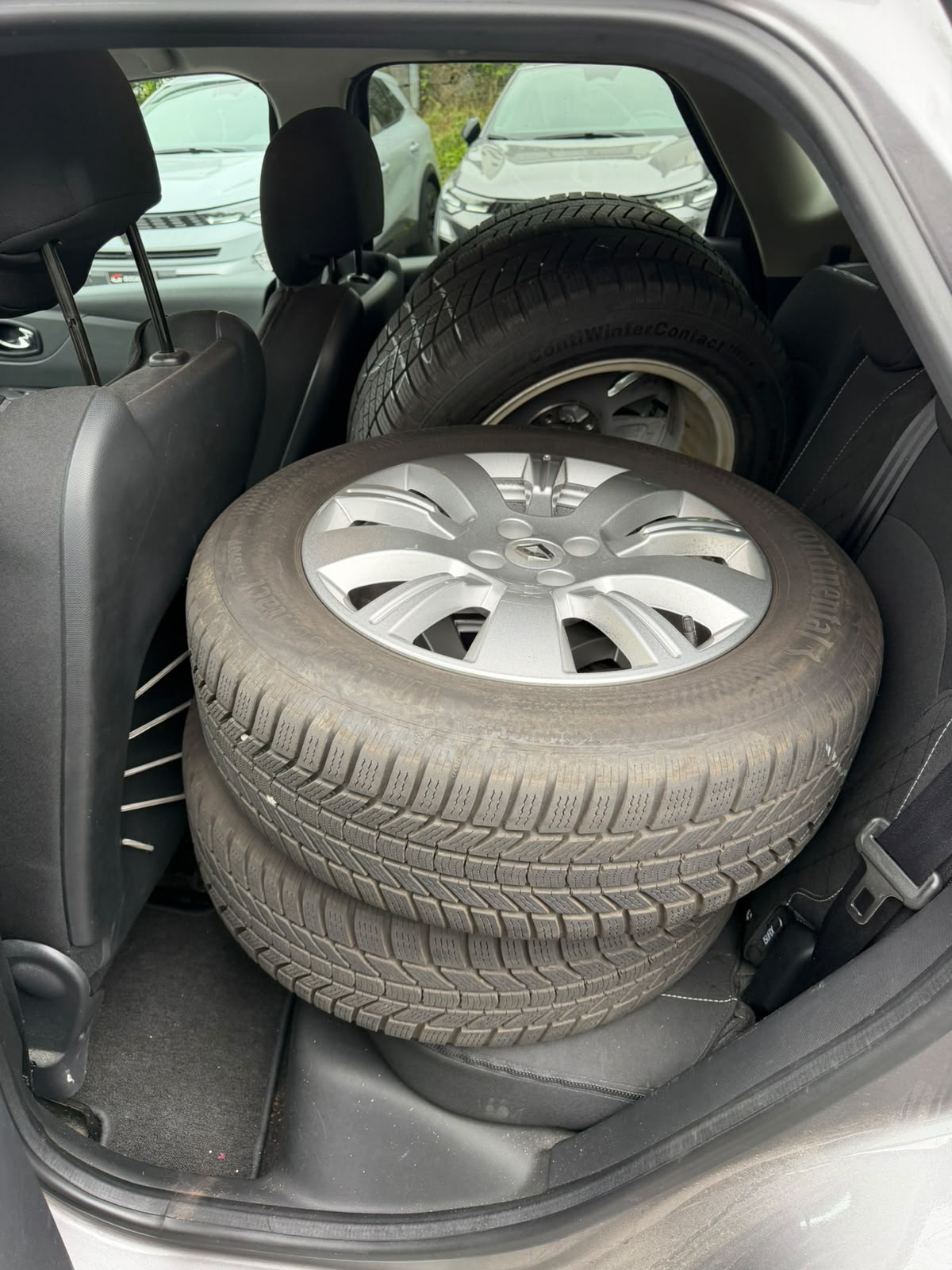 RENAULT Captur 1.2 TCe Dynamique EDC-image-17