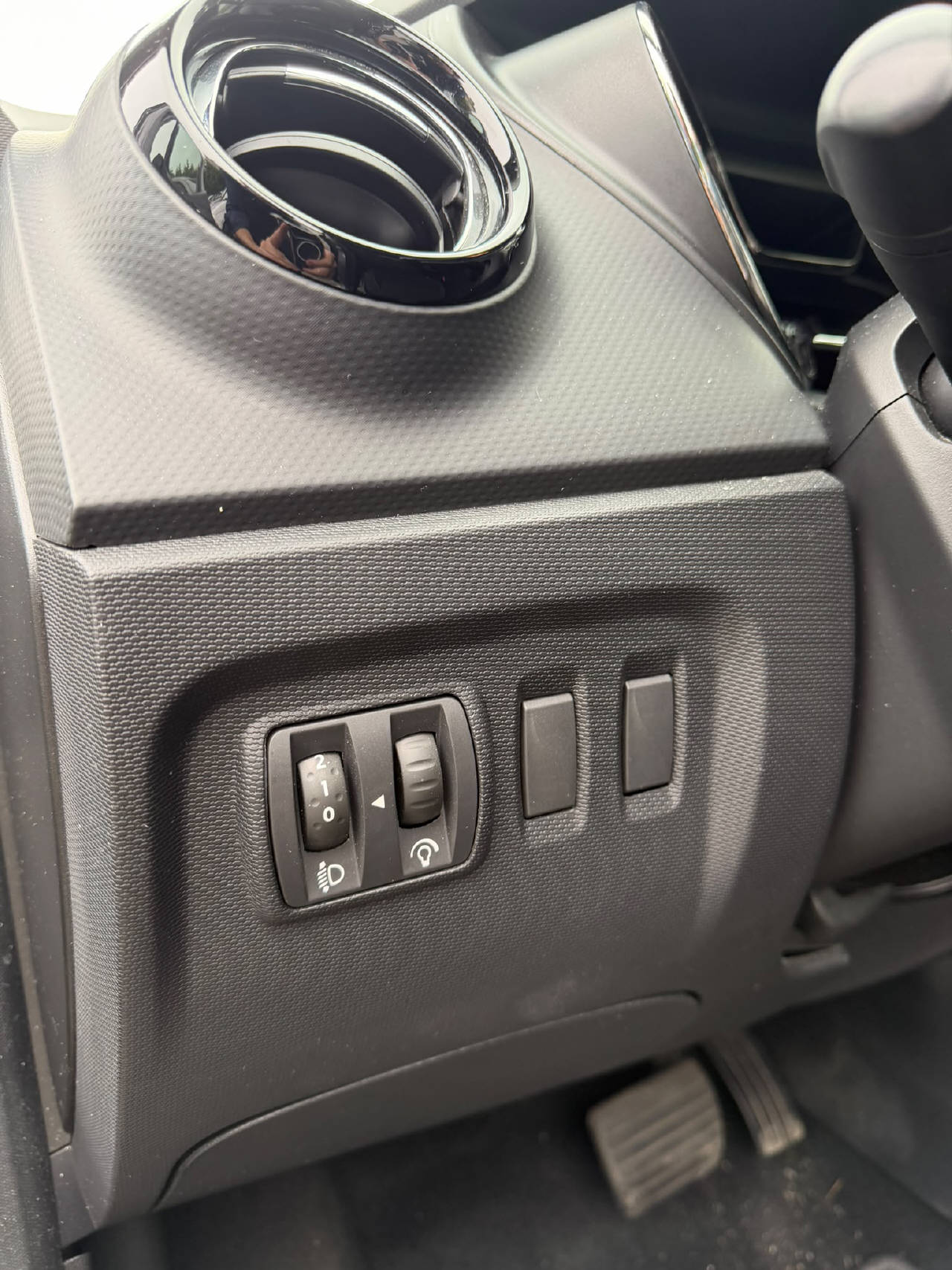RENAULT Captur 1.2 TCe Dynamique EDC-image-12