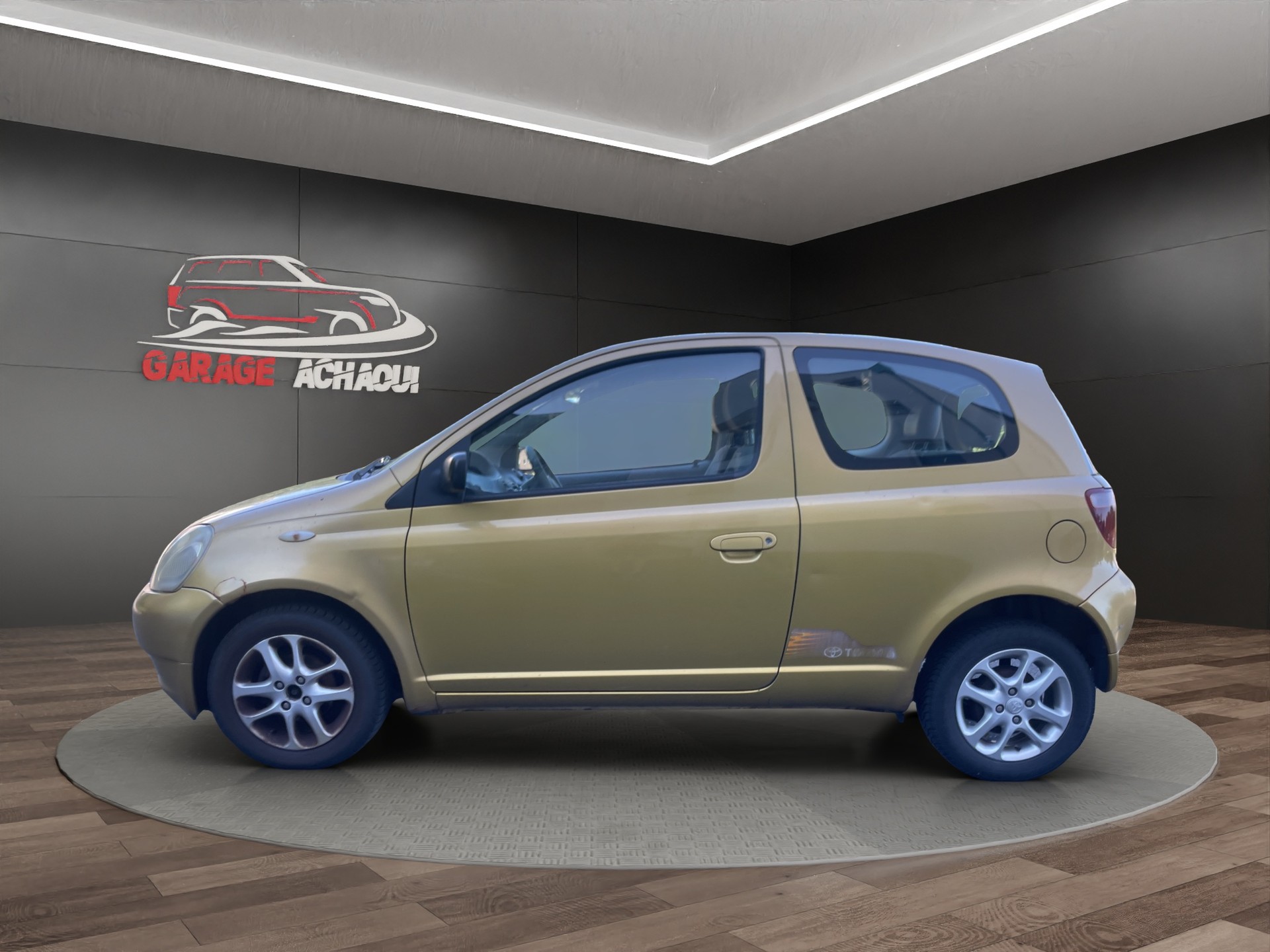 TOYOTA Yaris 1.0 Linea Sol-image-2