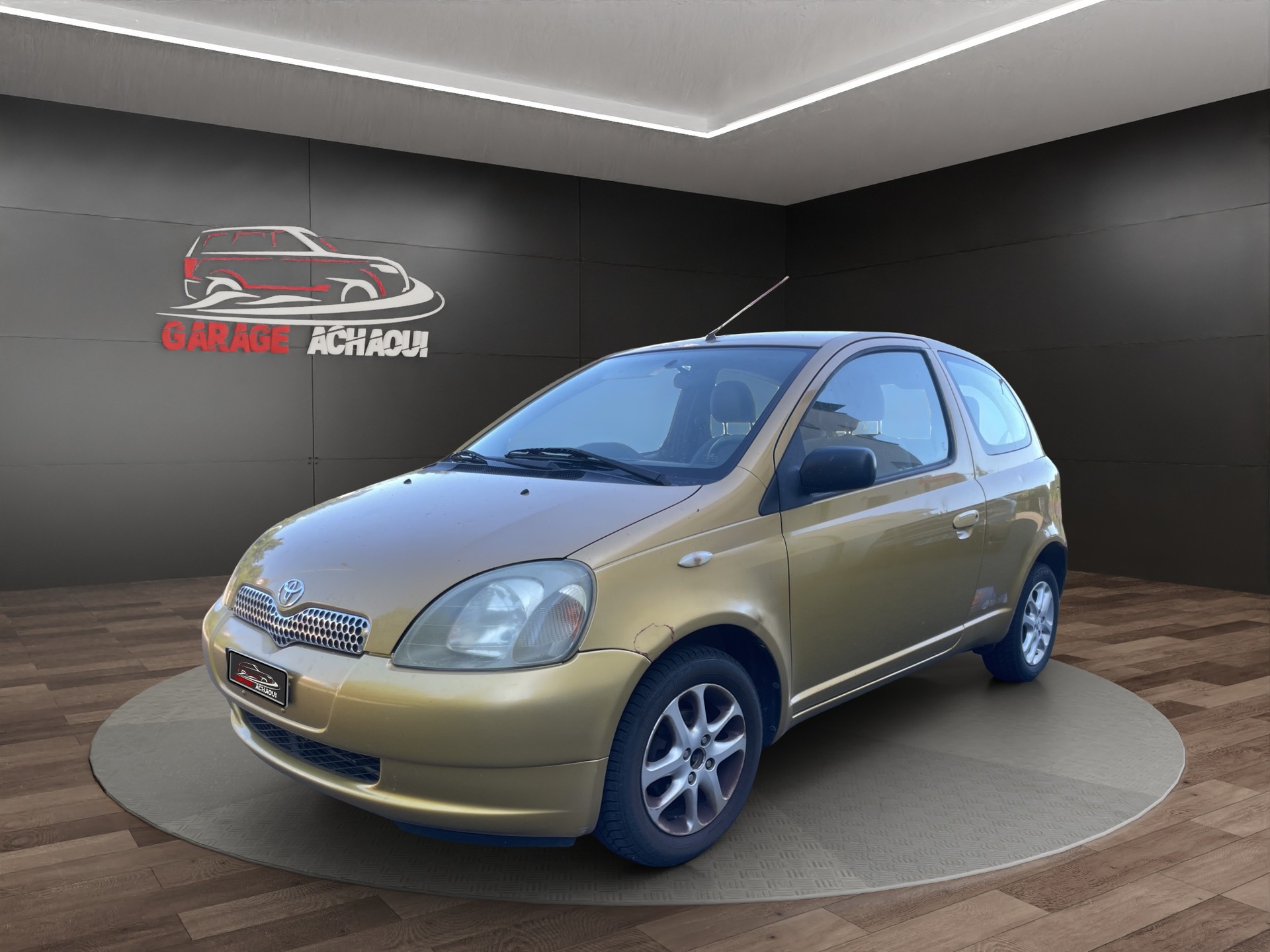 TOYOTA Yaris 1.0 Linea Sol-image-1