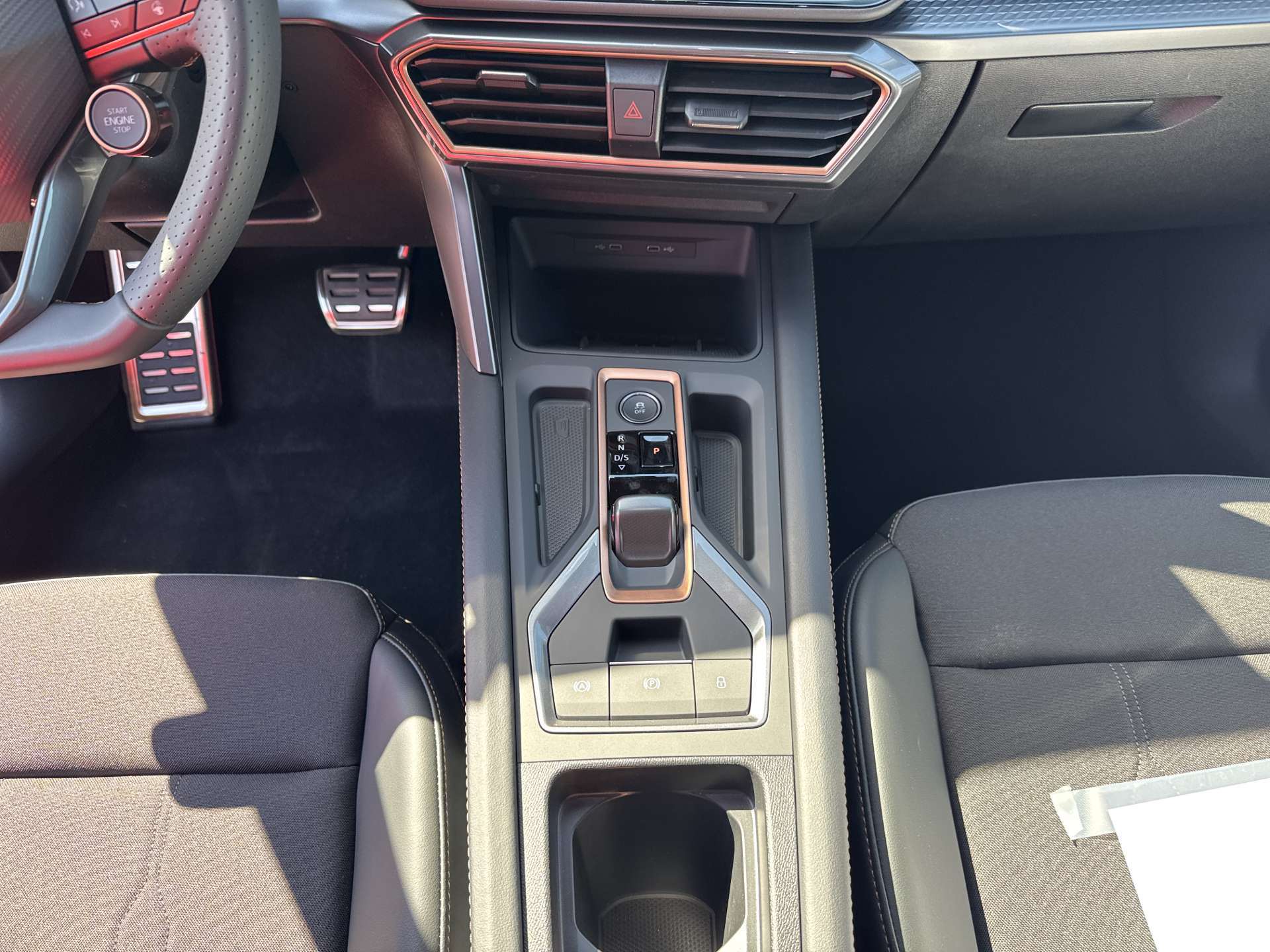 CUPRA Formentor 1.5 TSi DSG-Automat-image-11