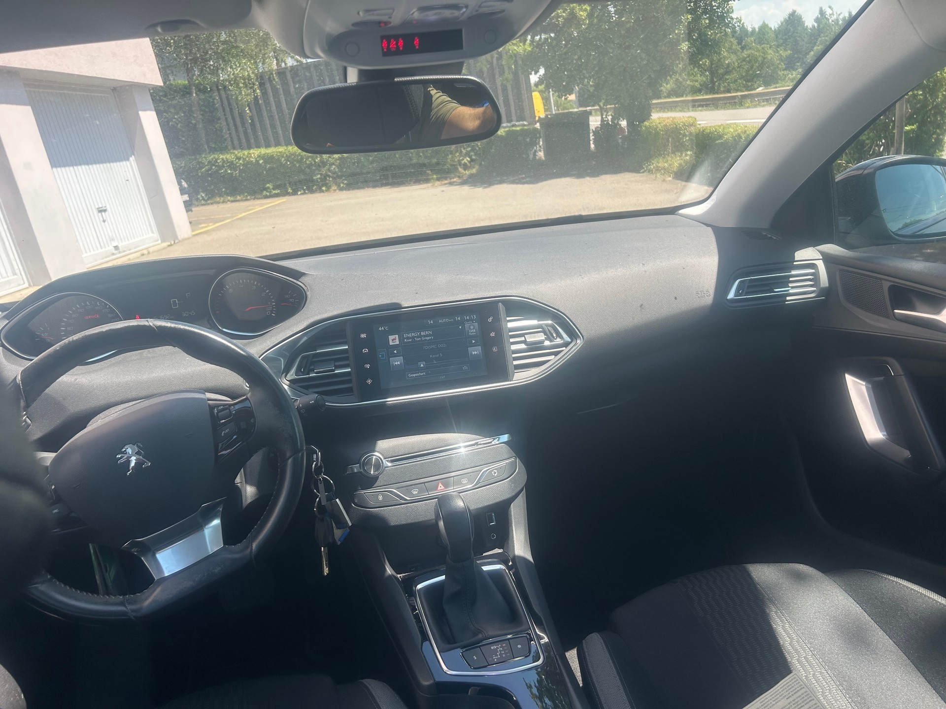 PEUGEOT 308 1.2 THP Féline Automatic-image-7