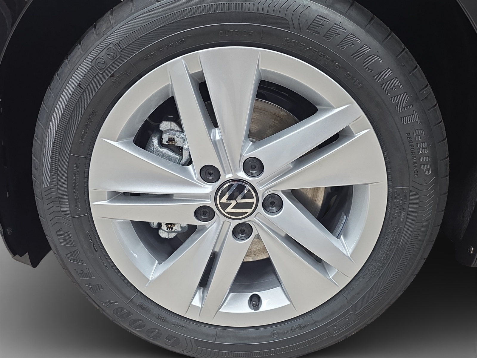 VW Golf 1.5 e TSI mHEV Value DSG-image-13