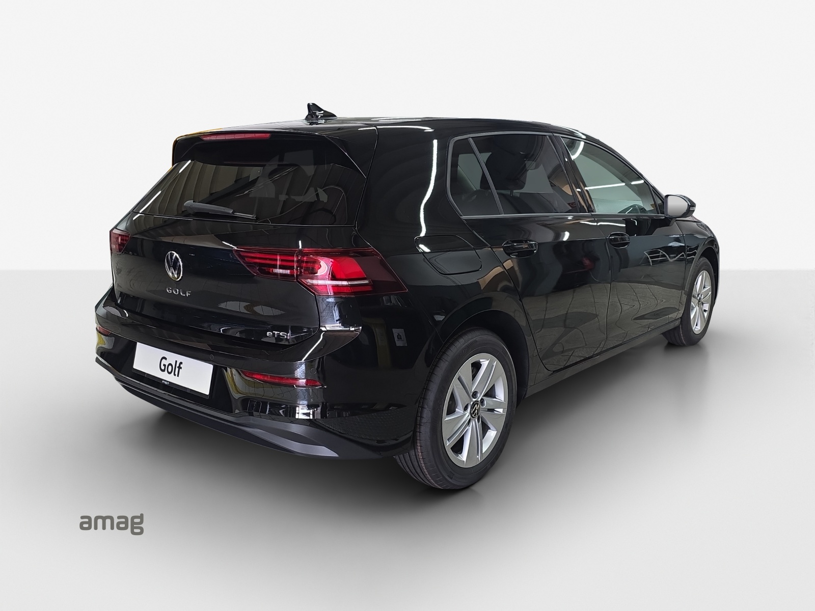VW Golf 1.5 e TSI mHEV Value DSG-image-4