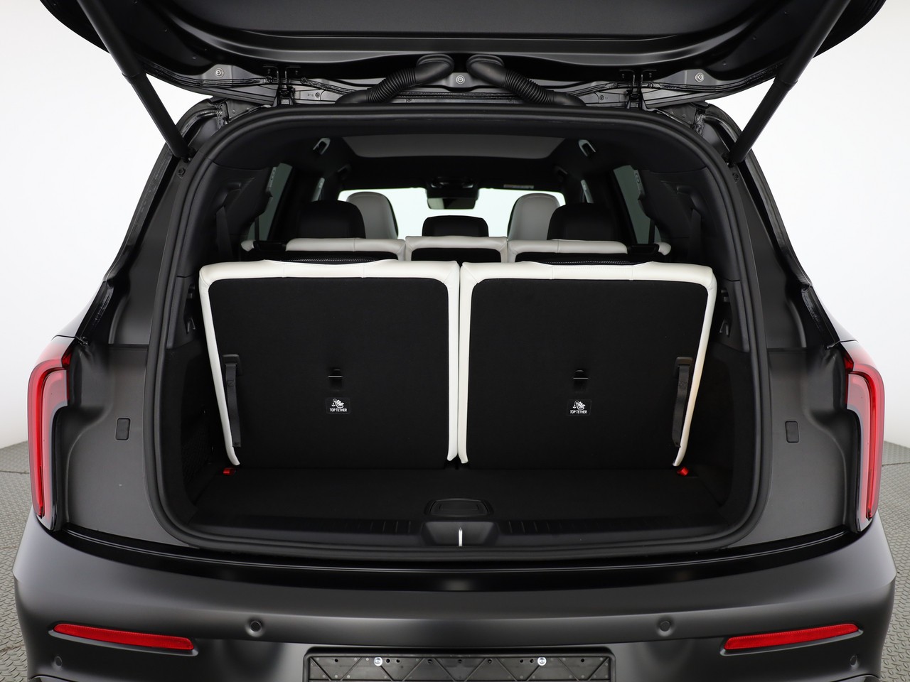 MERCEDES-BENZ GLB 220 4Matic 8G-Tronic-image-24