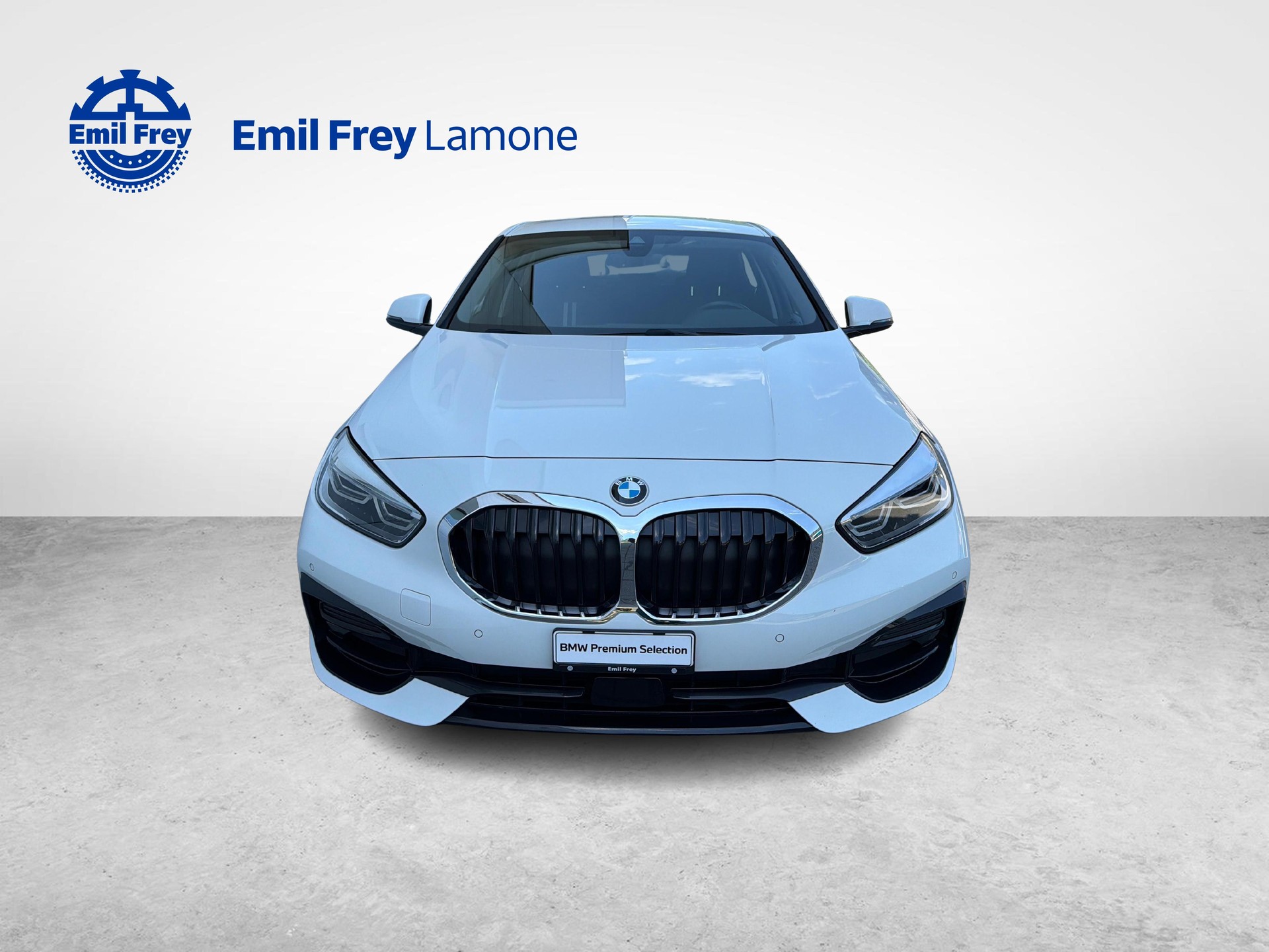 BMW 118i-image-8