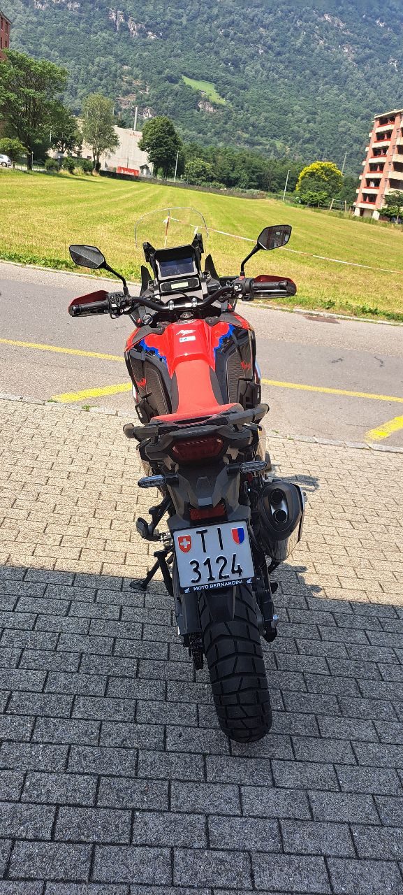 HONDA CRF 1100 DCT Africa Twin-image-3