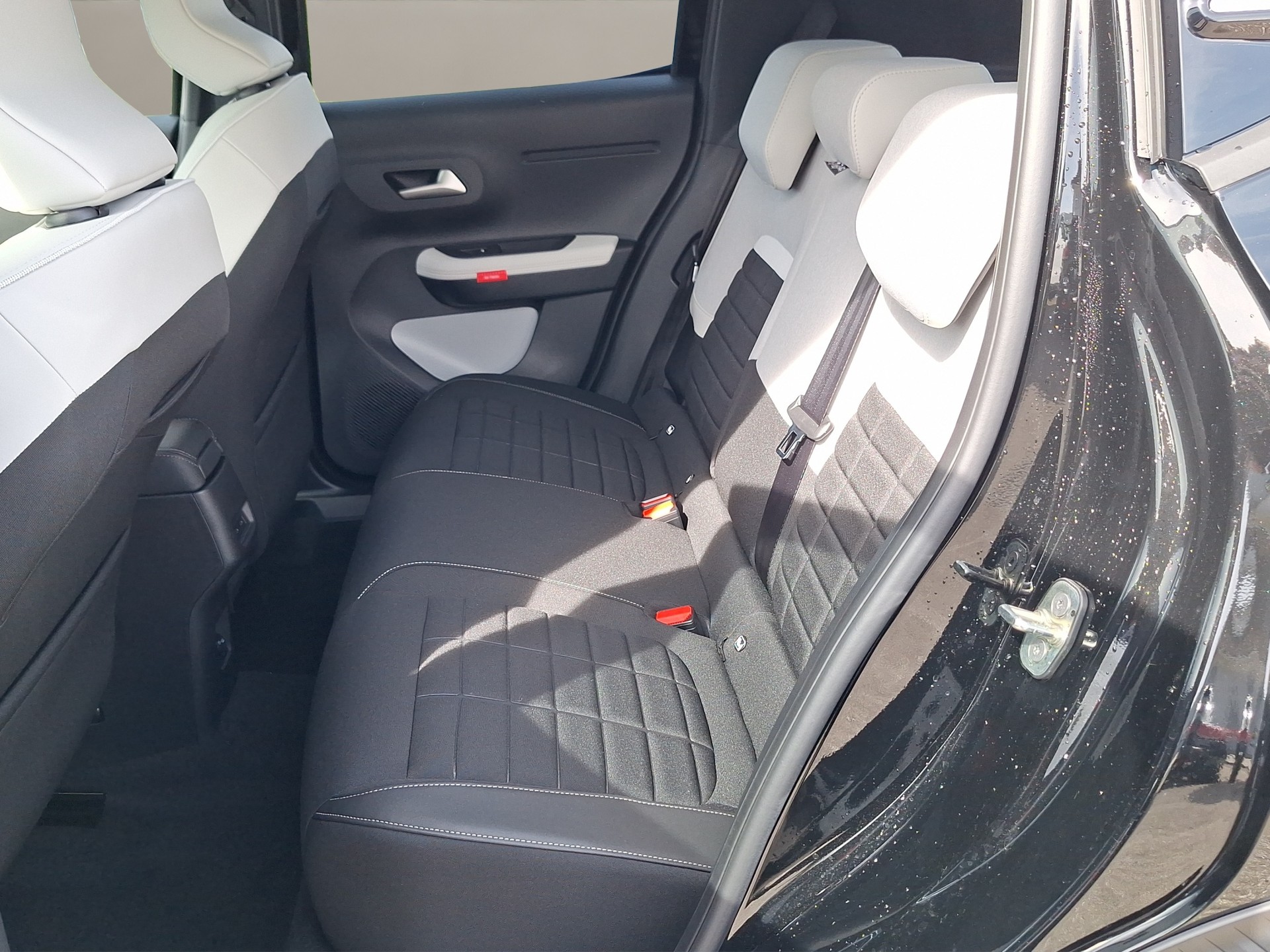 CITROEN C3 1.2i MHEV Max DCS6-image-12