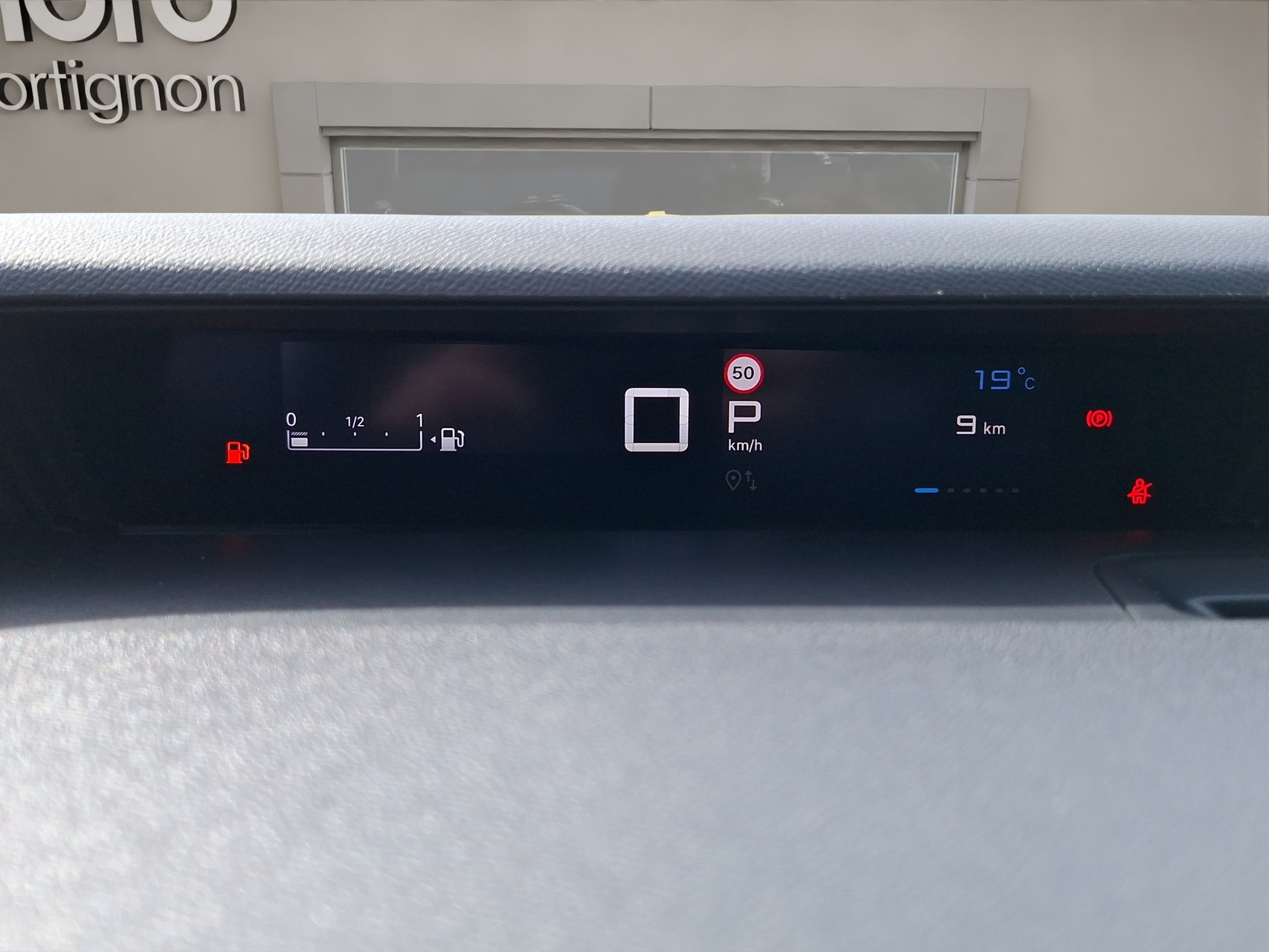 CITROEN C3 1.2i MHEV Max DCS6-image-14