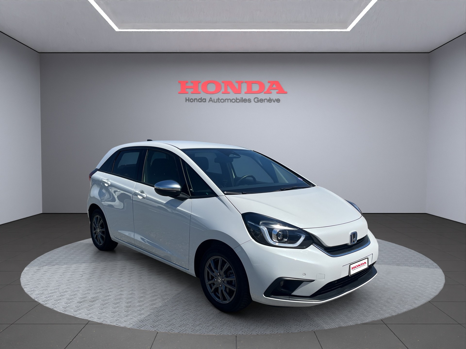 HONDA Jazz 1.5 i-MMD Executive-showroom-element-1