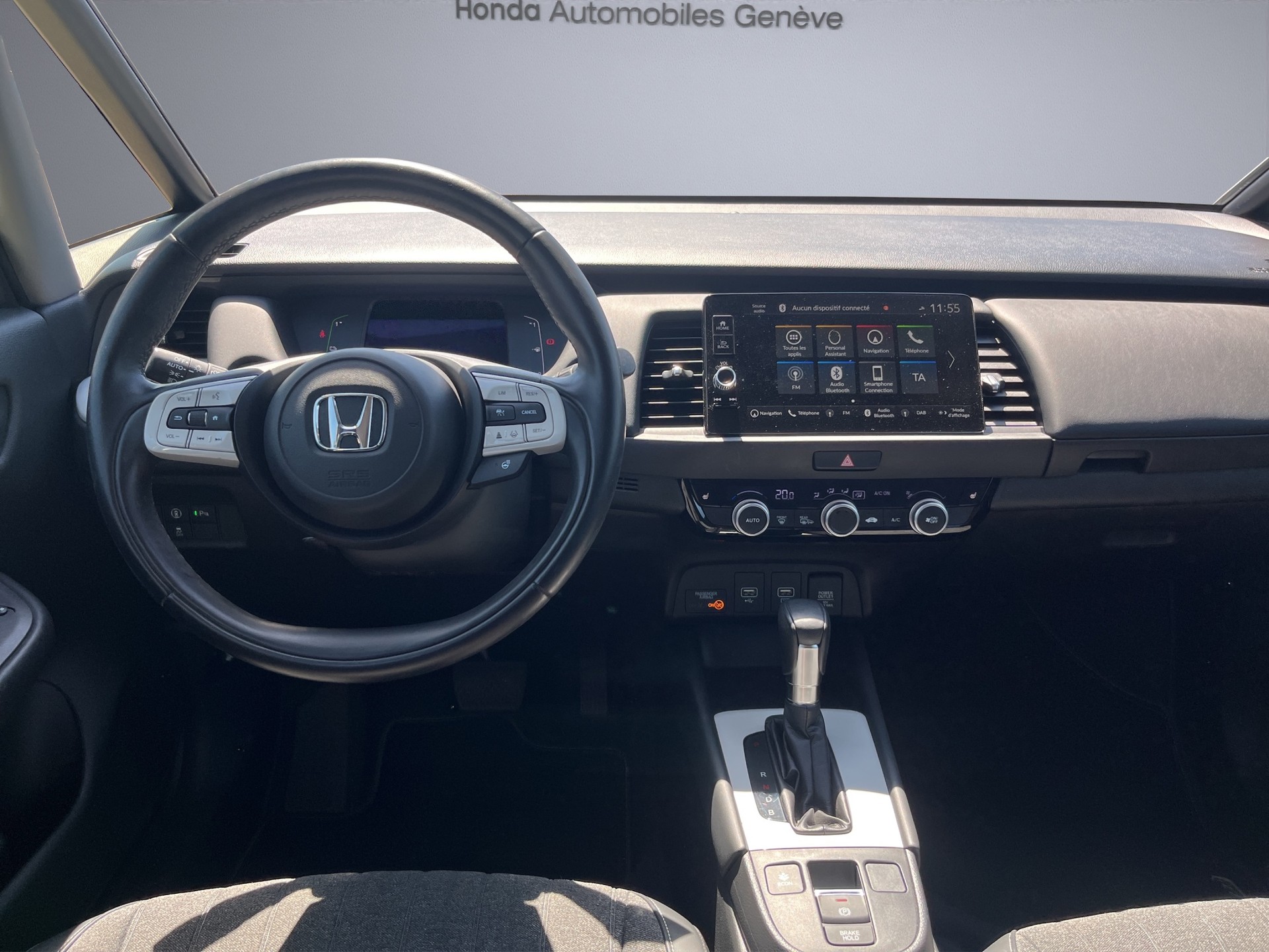 HONDA Jazz 1.5 i-MMD Executive-image-8