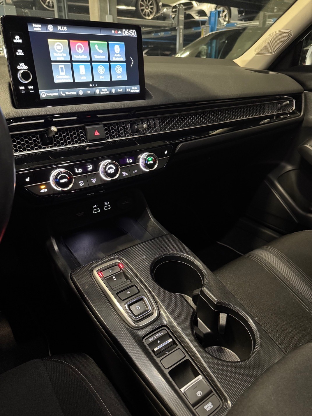 HONDA Civic 2.0 i-MMD HEV Elegance-image-9