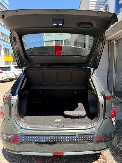 HYUNDAI Kona 65,4 kWh Electric Amplia-image-7