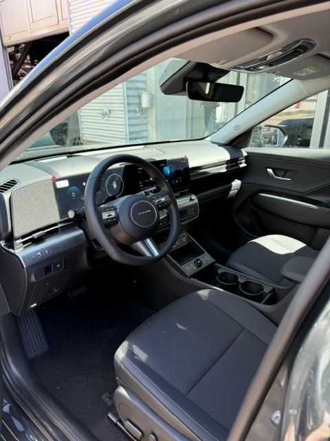 HYUNDAI Kona 65,4 kWh Electric Amplia-image-8