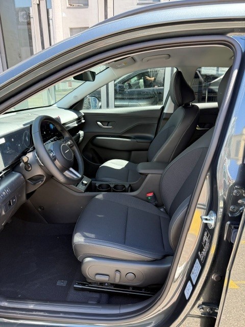 HYUNDAI Kona 65,4 kWh Electric Amplia-image-9