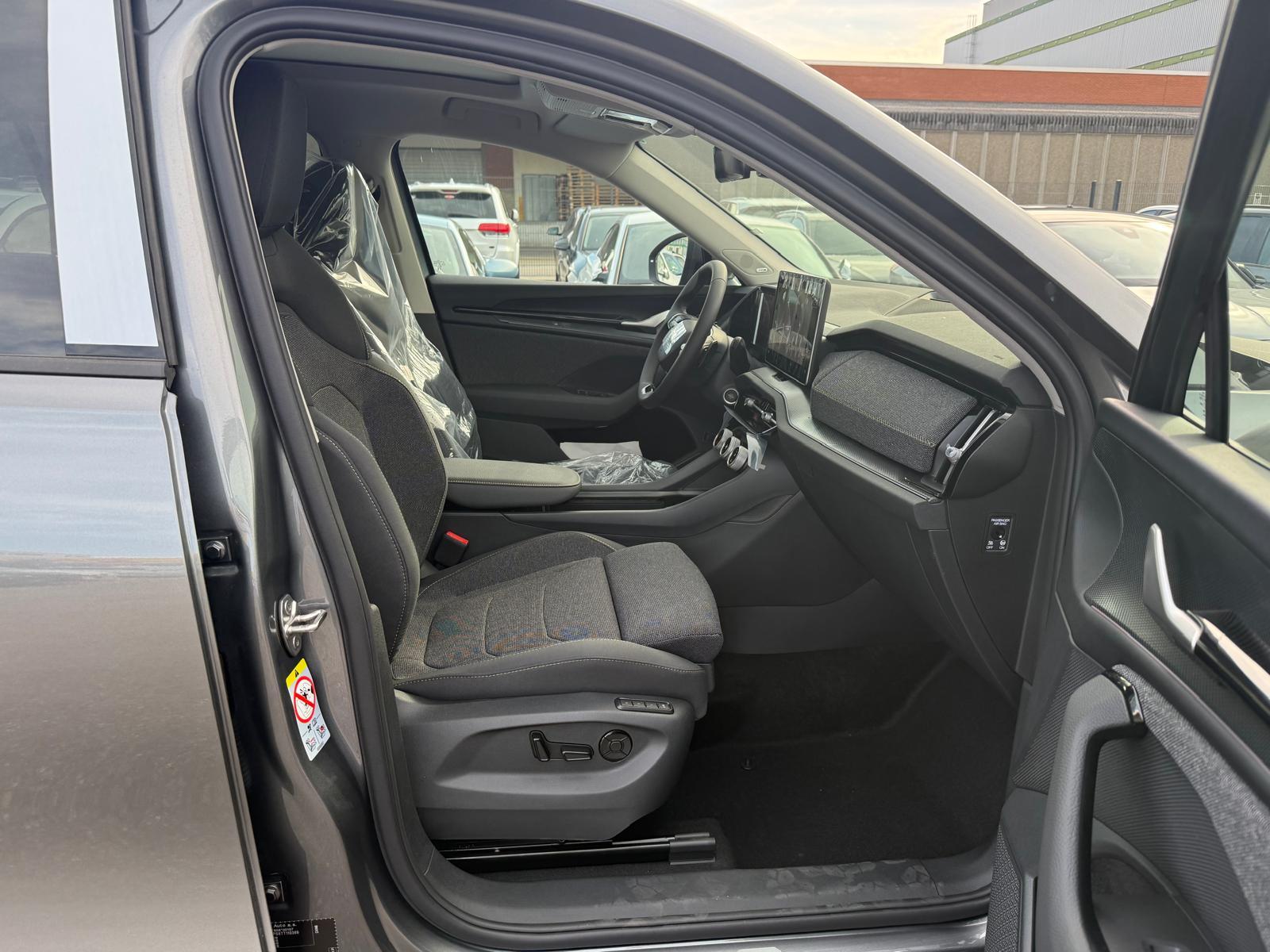 SKODA Kodiaq 2.0 TDI Selection-image-10