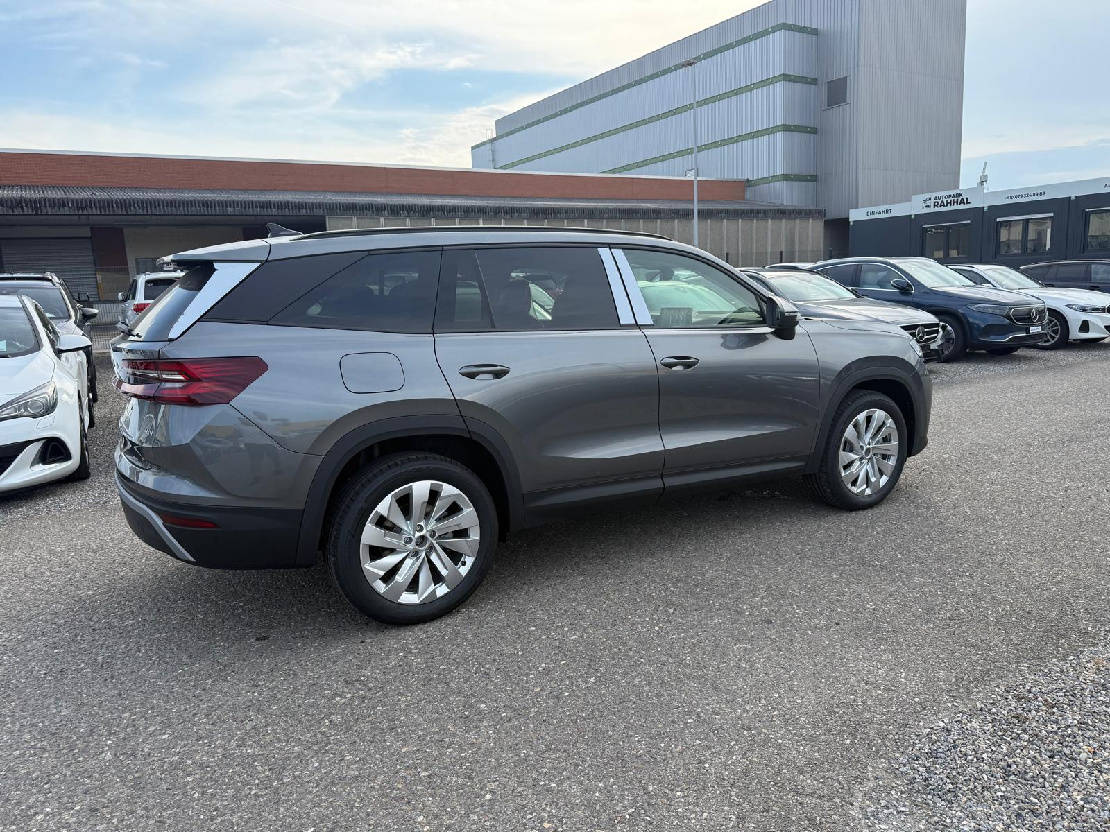 SKODA Kodiaq 2.0 TDI Selection-image-8