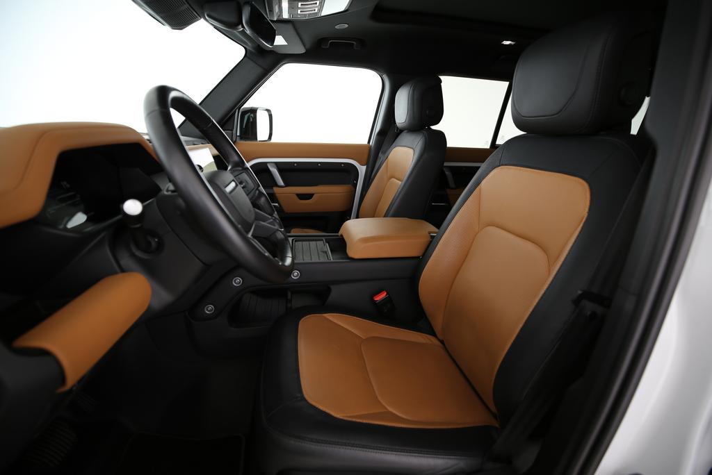 LAND ROVER Defender 110 2.0 P400e X-Dynamic HSE-image-2