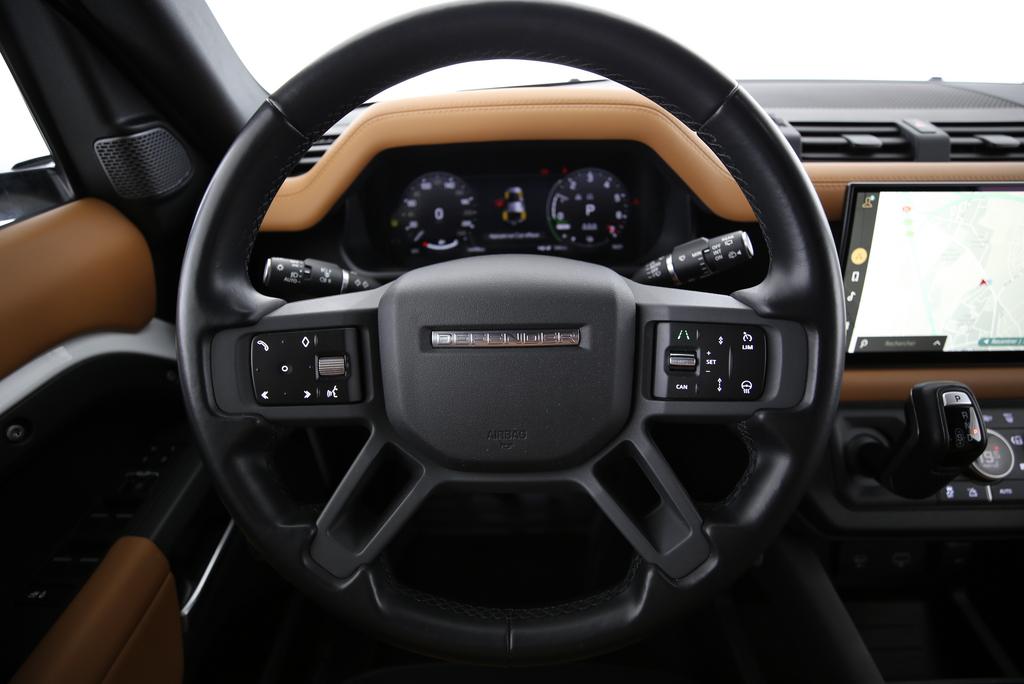 LAND ROVER Defender 110 2.0 P400e X-Dynamic HSE-image-5