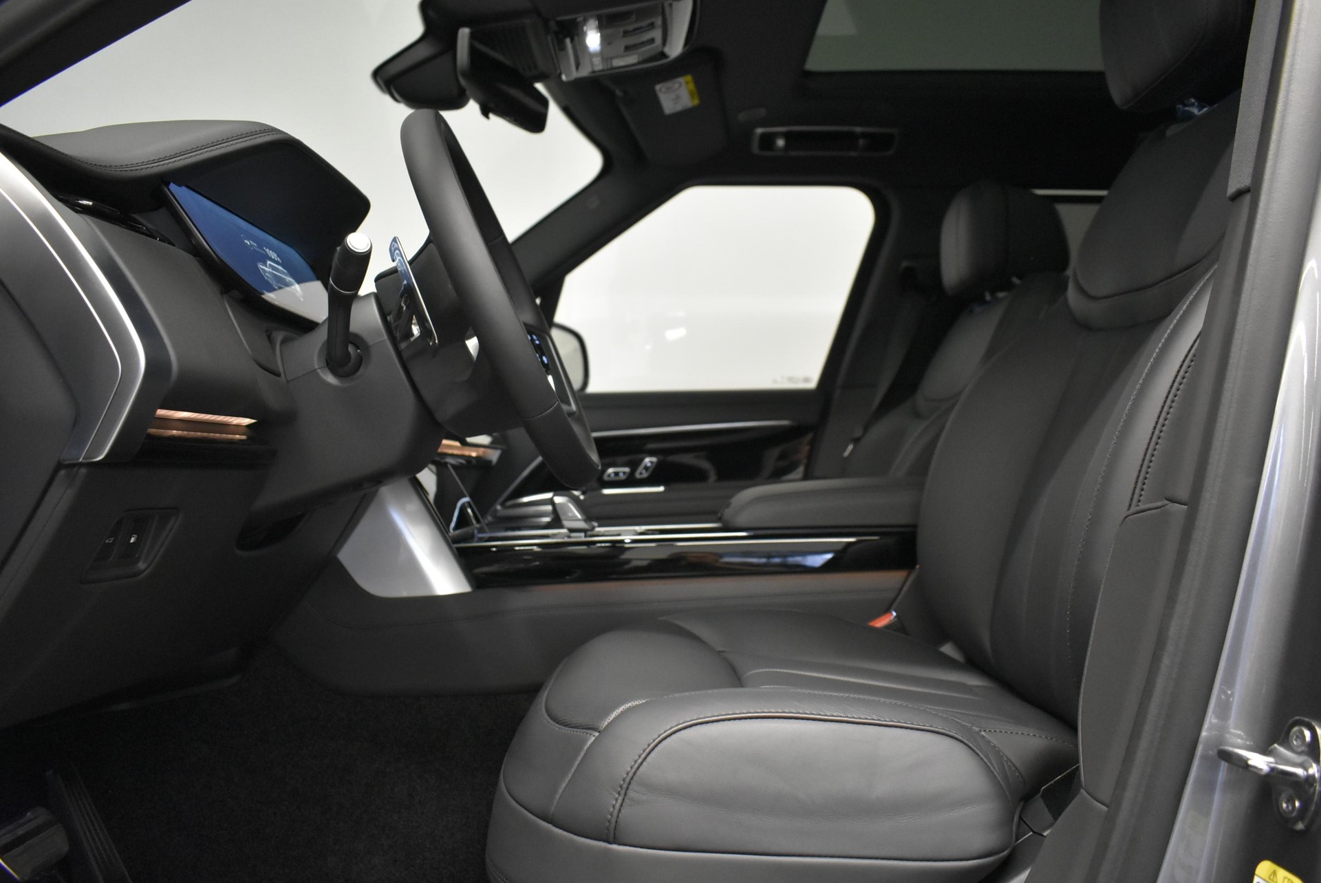 LAND ROVER Range Rover 3.0 I6 P460e HSE-image-4