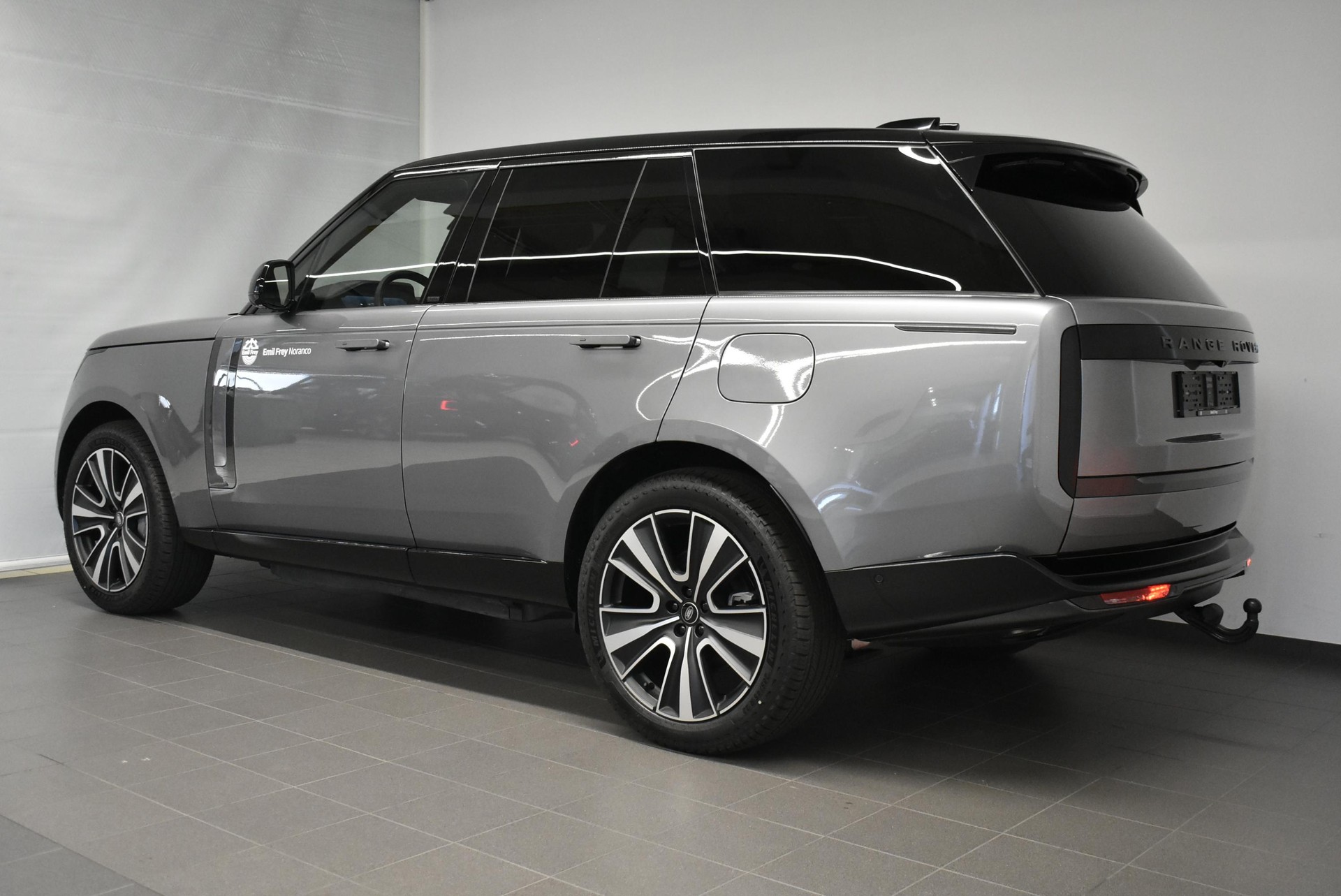 LAND ROVER Range Rover 3.0 I6 P460e HSE-image-3