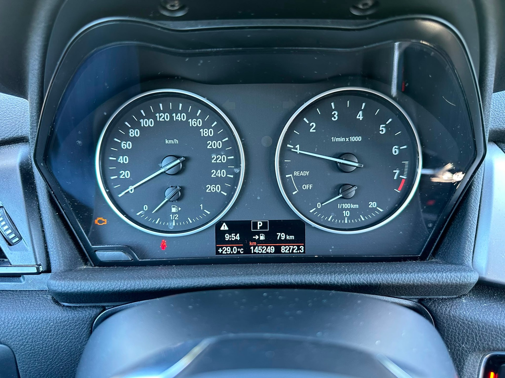 BMW 218i Active Tourer Steptronic-image-17