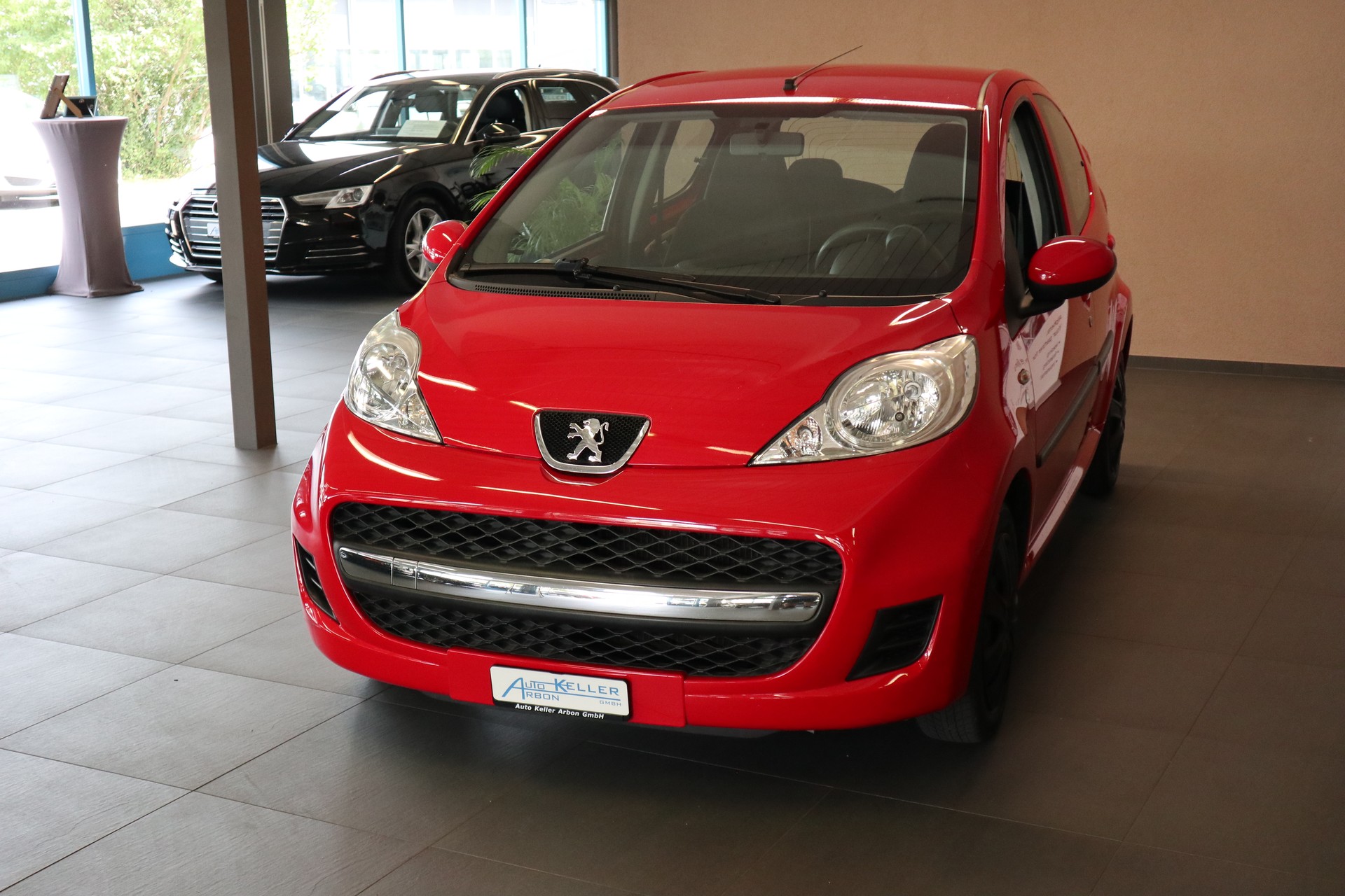 PEUGEOT 107 1.0 Trendy EGS-image-3