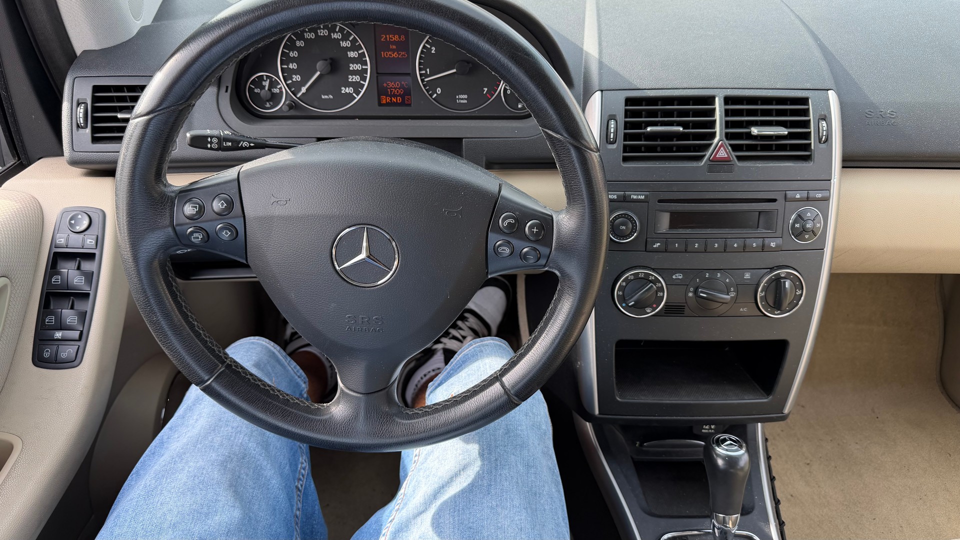 MERCEDES-BENZ A 200 Avantgarde Autotronic-image-7