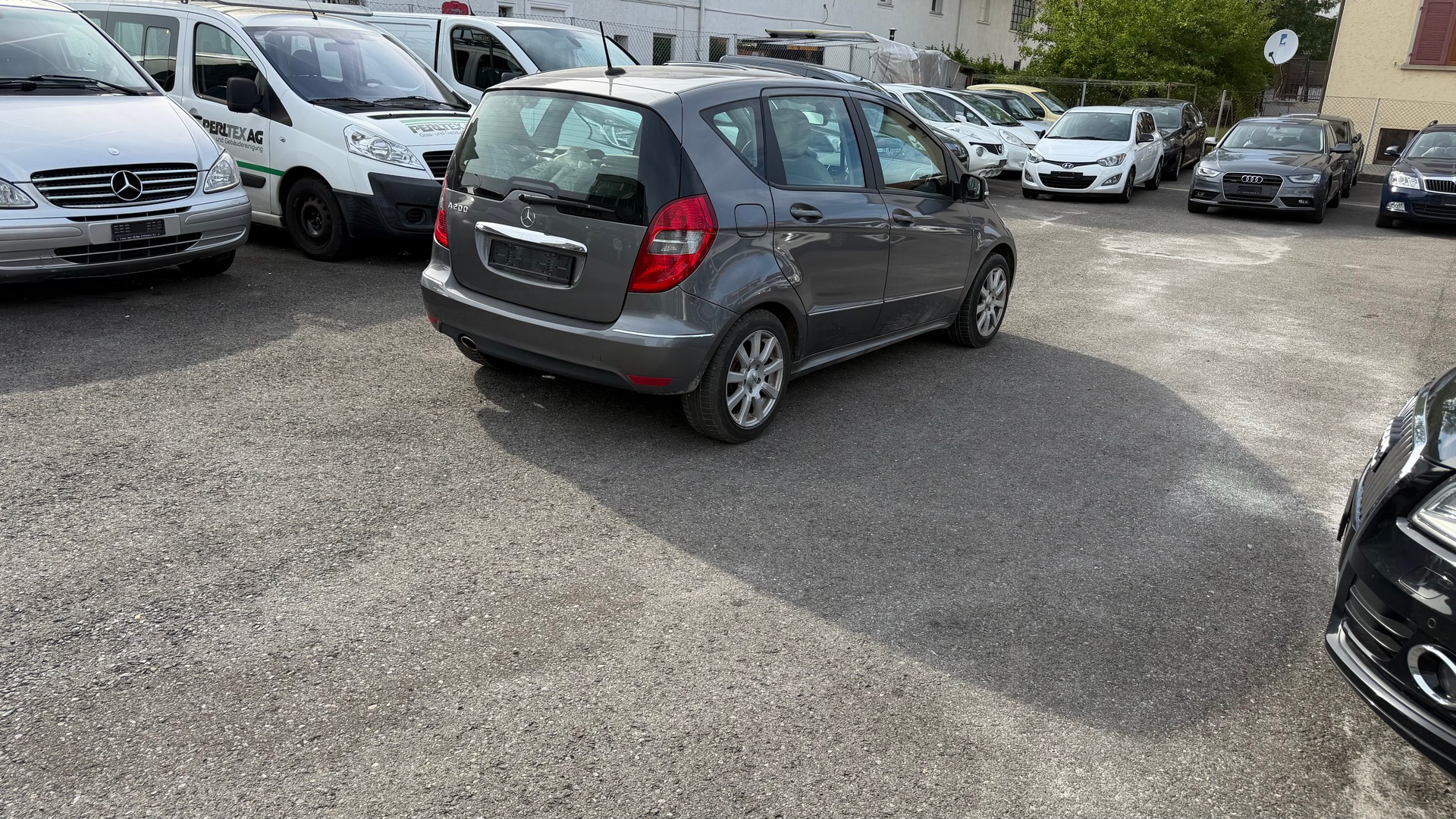 MERCEDES-BENZ A 200 Avantgarde Autotronic-image-2