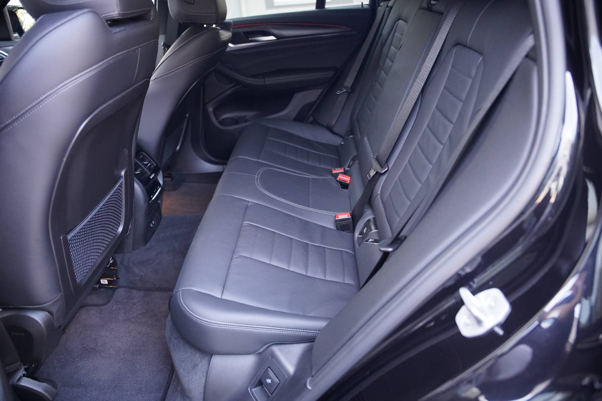 BMW X4 M40i 48V Steptronic-image-10