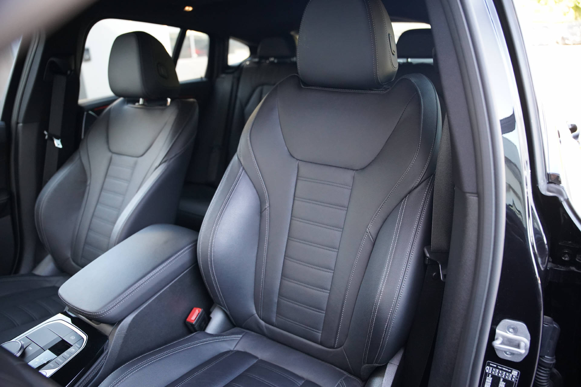 BMW X4 M40i 48V Steptronic-image-9